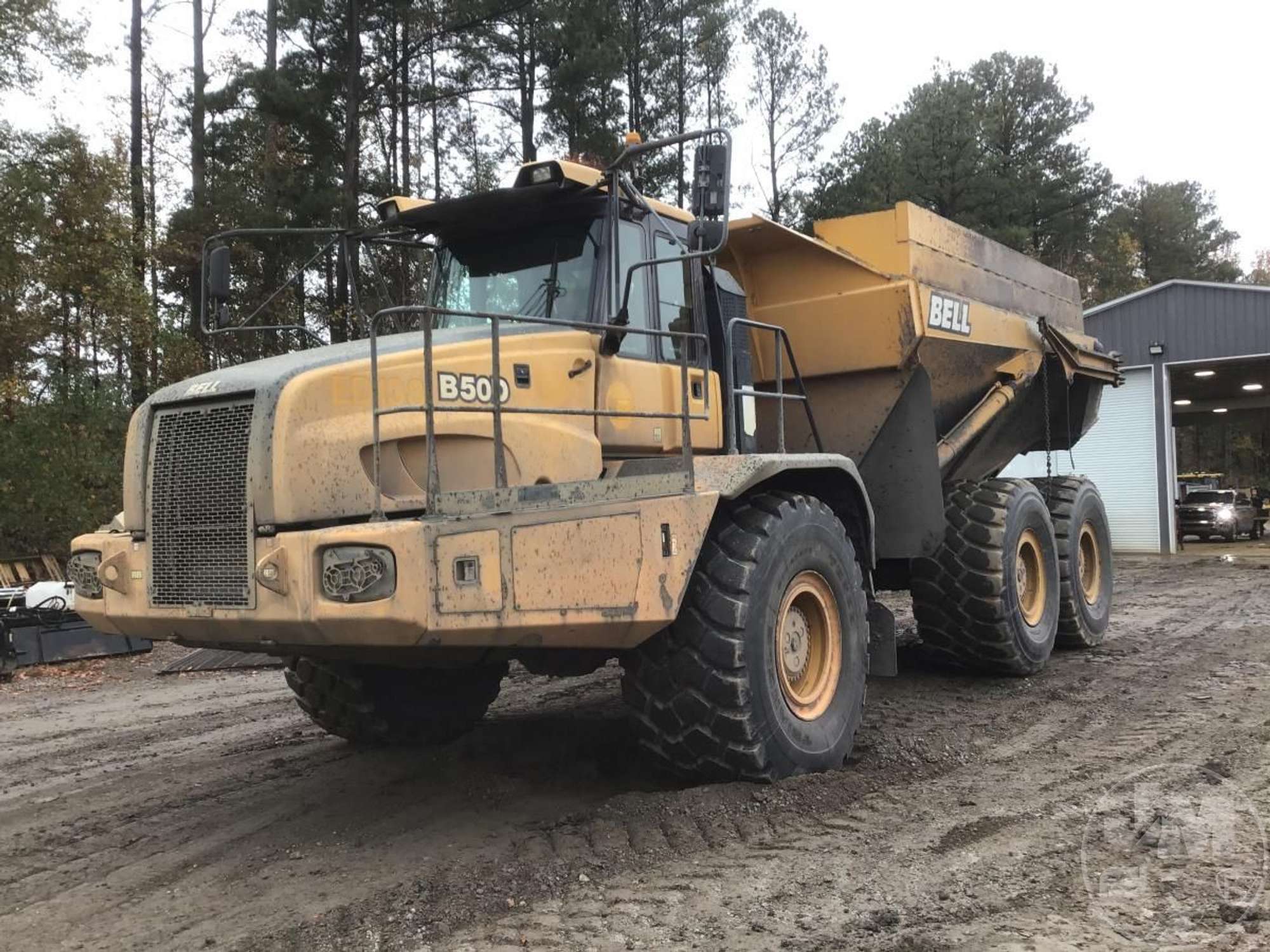 Photo of a 2017 Bell B50D