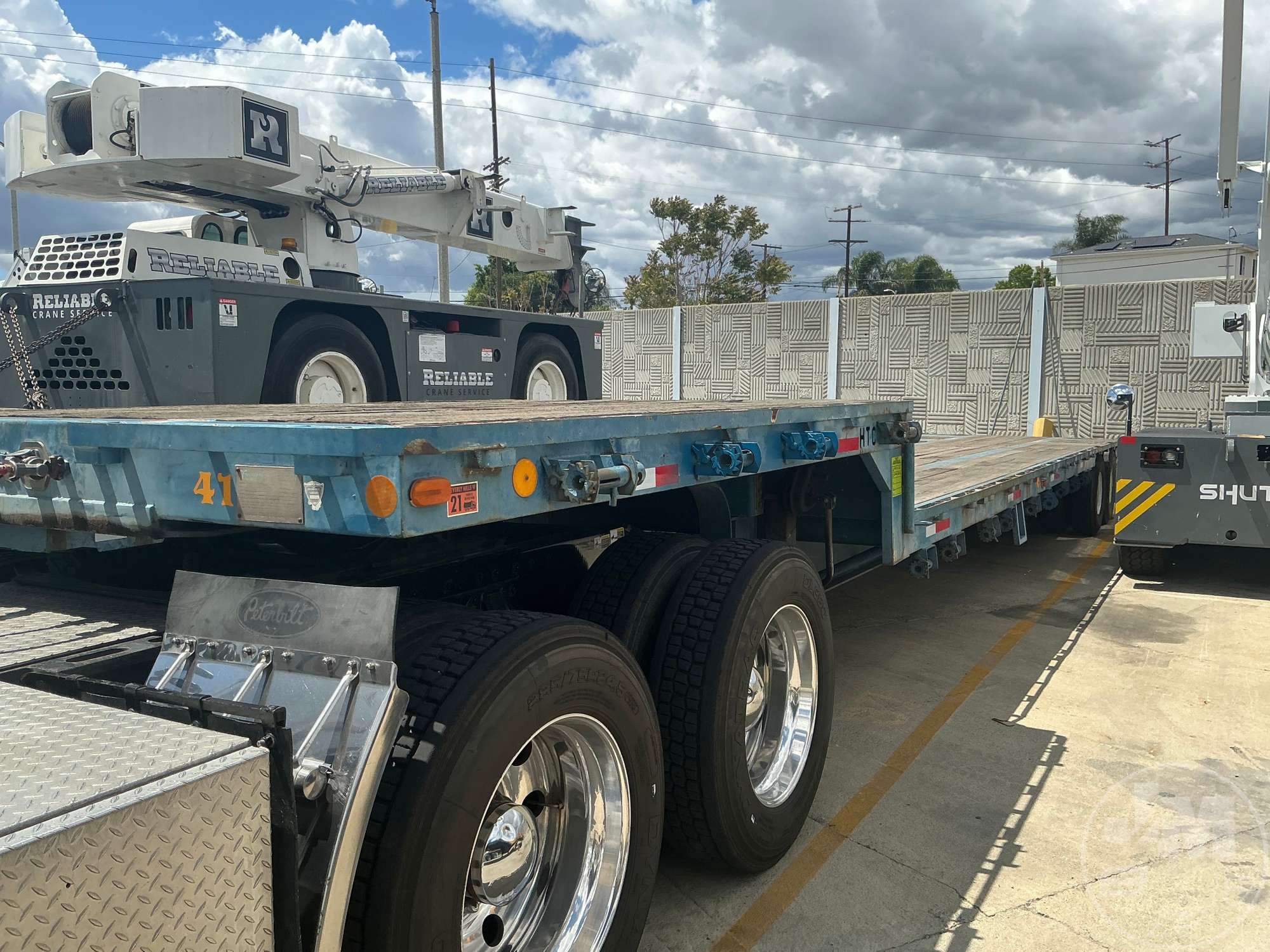 Photo of a 1978 Transcraft DTX-20-42 42 ft.X96in. 
