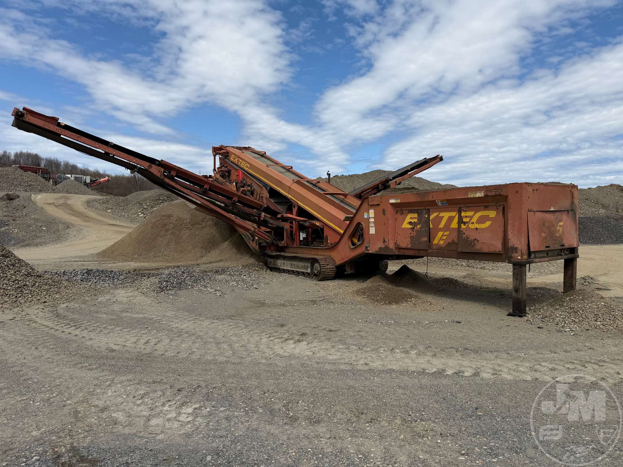Photo of a 2005 Extec  S5 749 KW