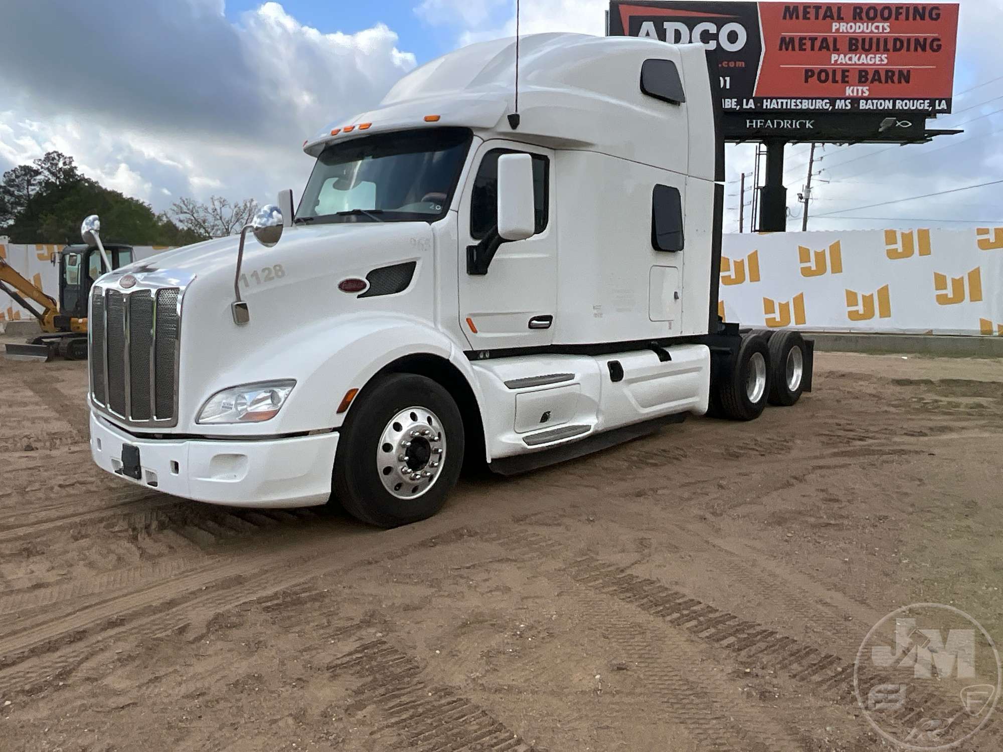 Photo of a 2020 Peterbilt 579