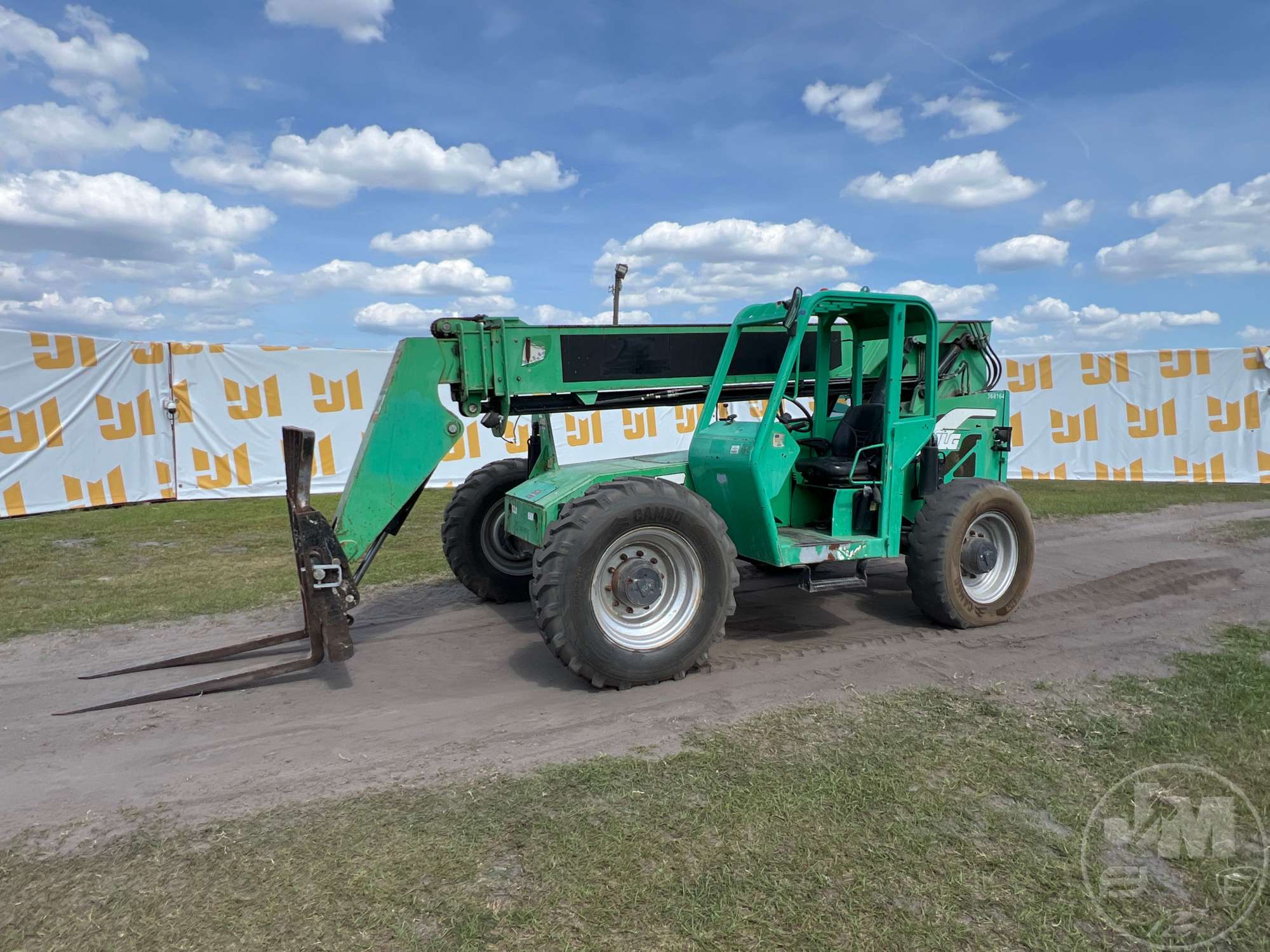 Photo of a 2013 Skytrak JLG