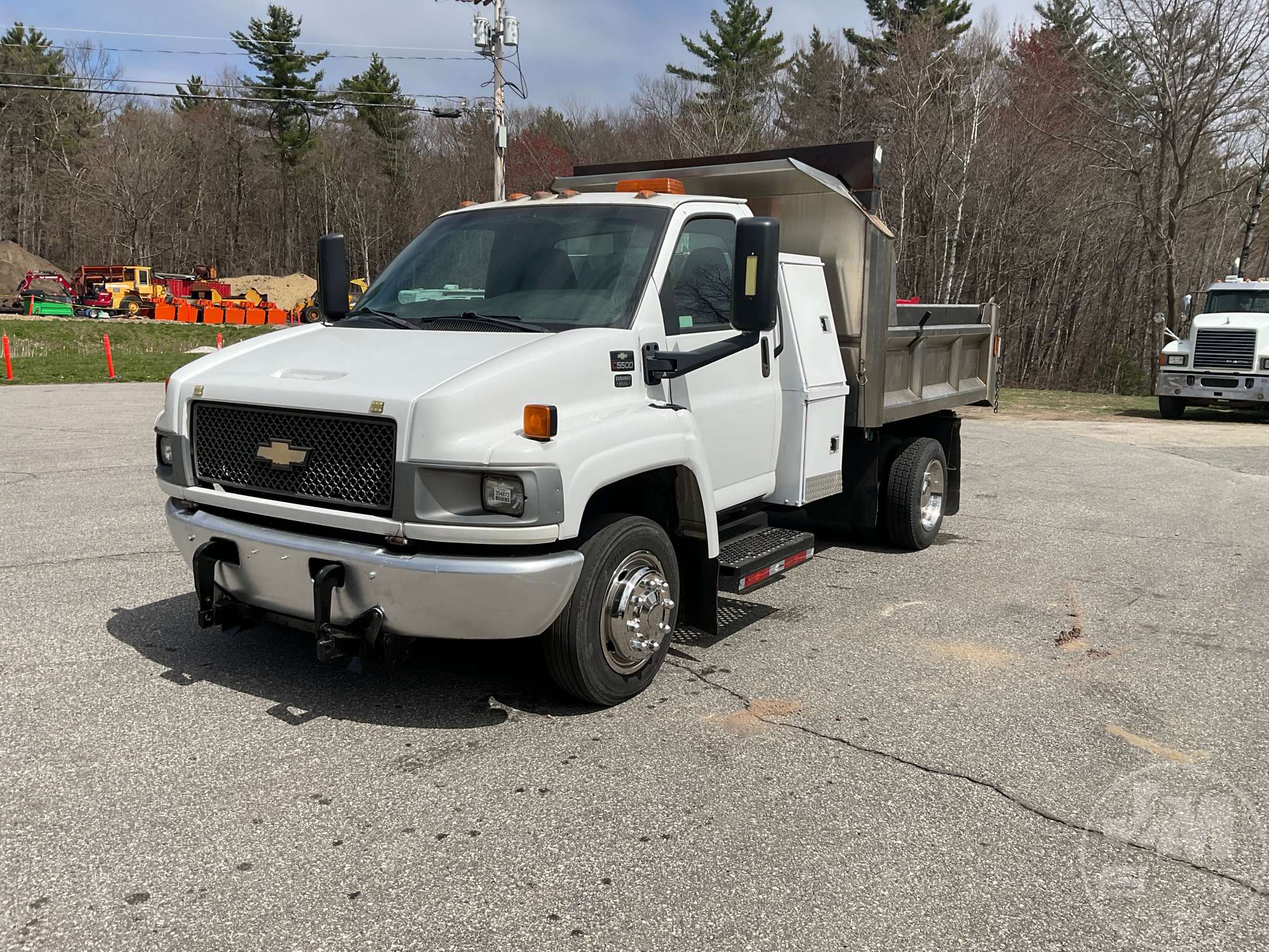 Photo of a 2005 Chevrolet C5500