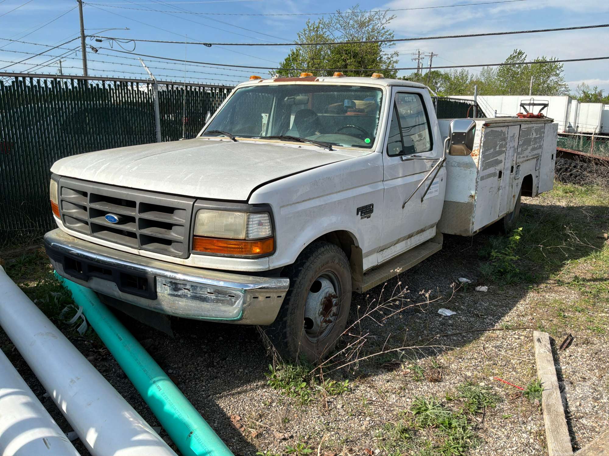 Photo of a 1996 Ford F350 XL
