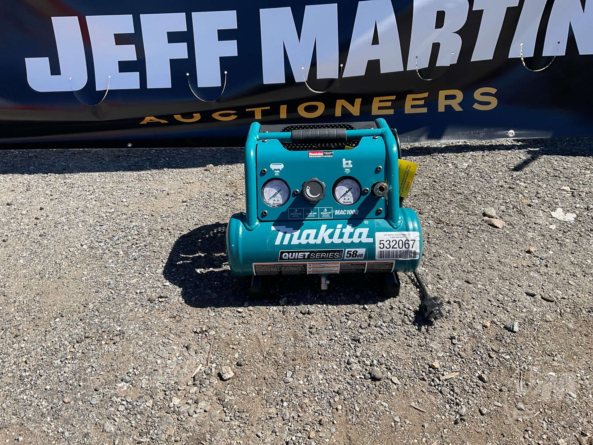 Photo of a  Makita QUIET SERIES 