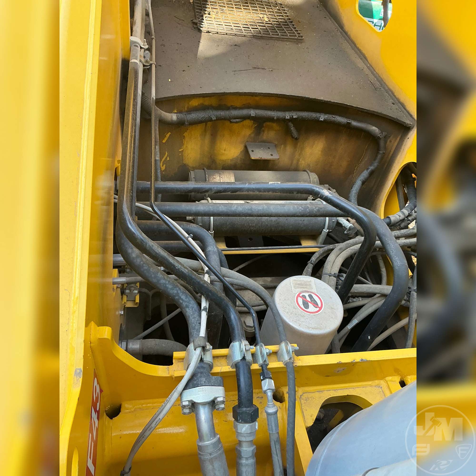 2017 Grove GRT8090