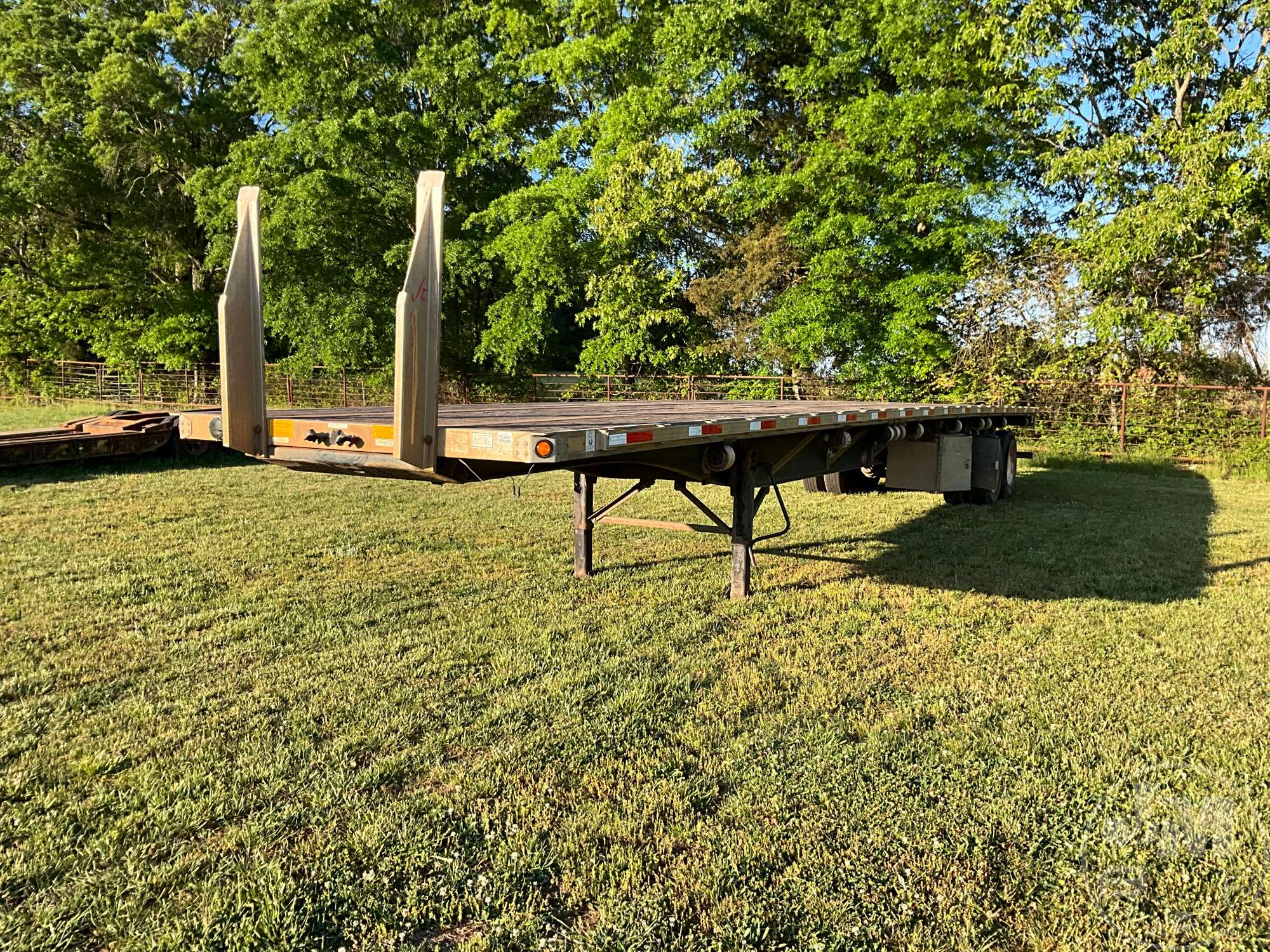 Photo of a 2007 Utility FS2CHA