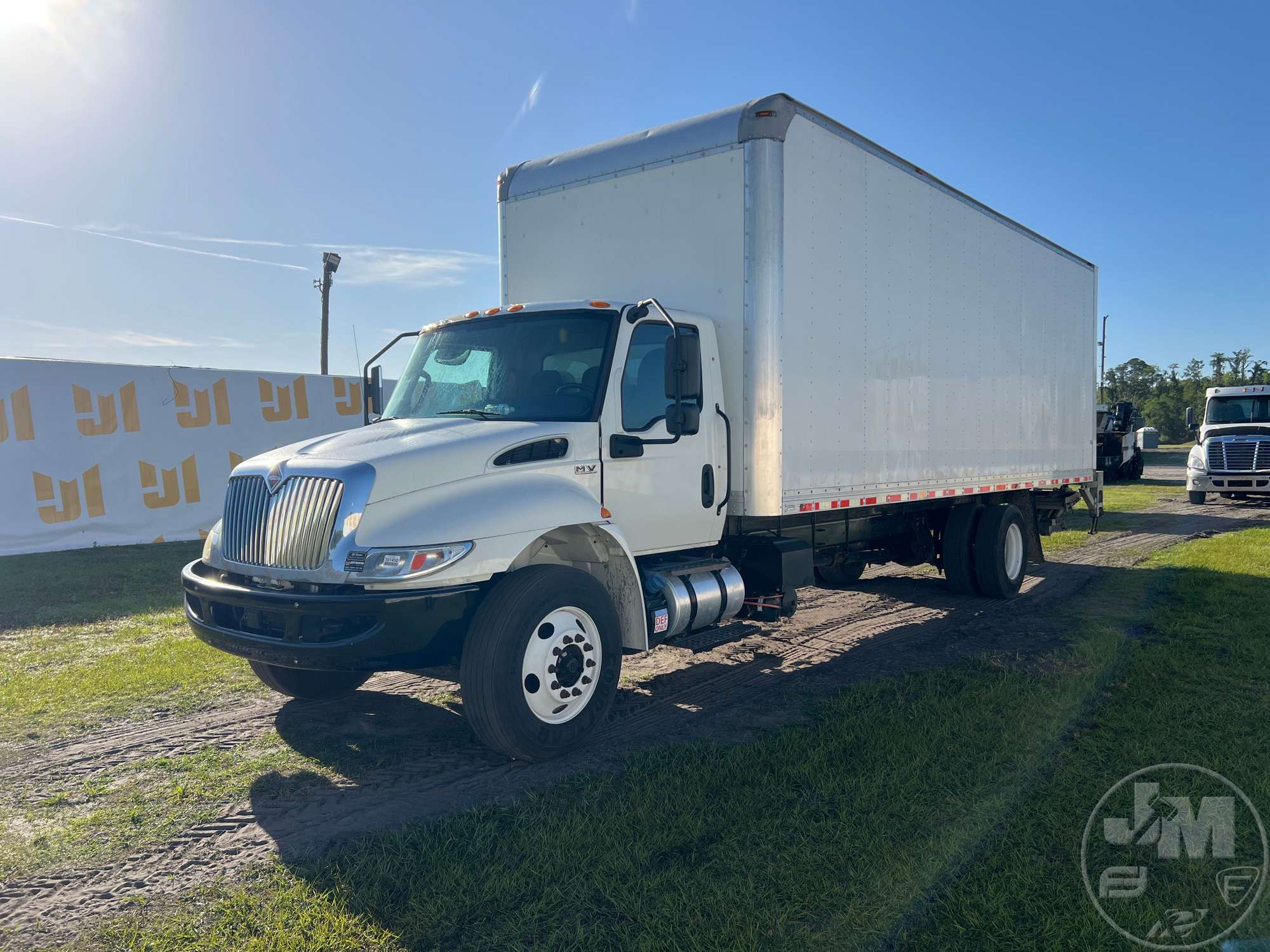 Photo of a 2020 International MV607