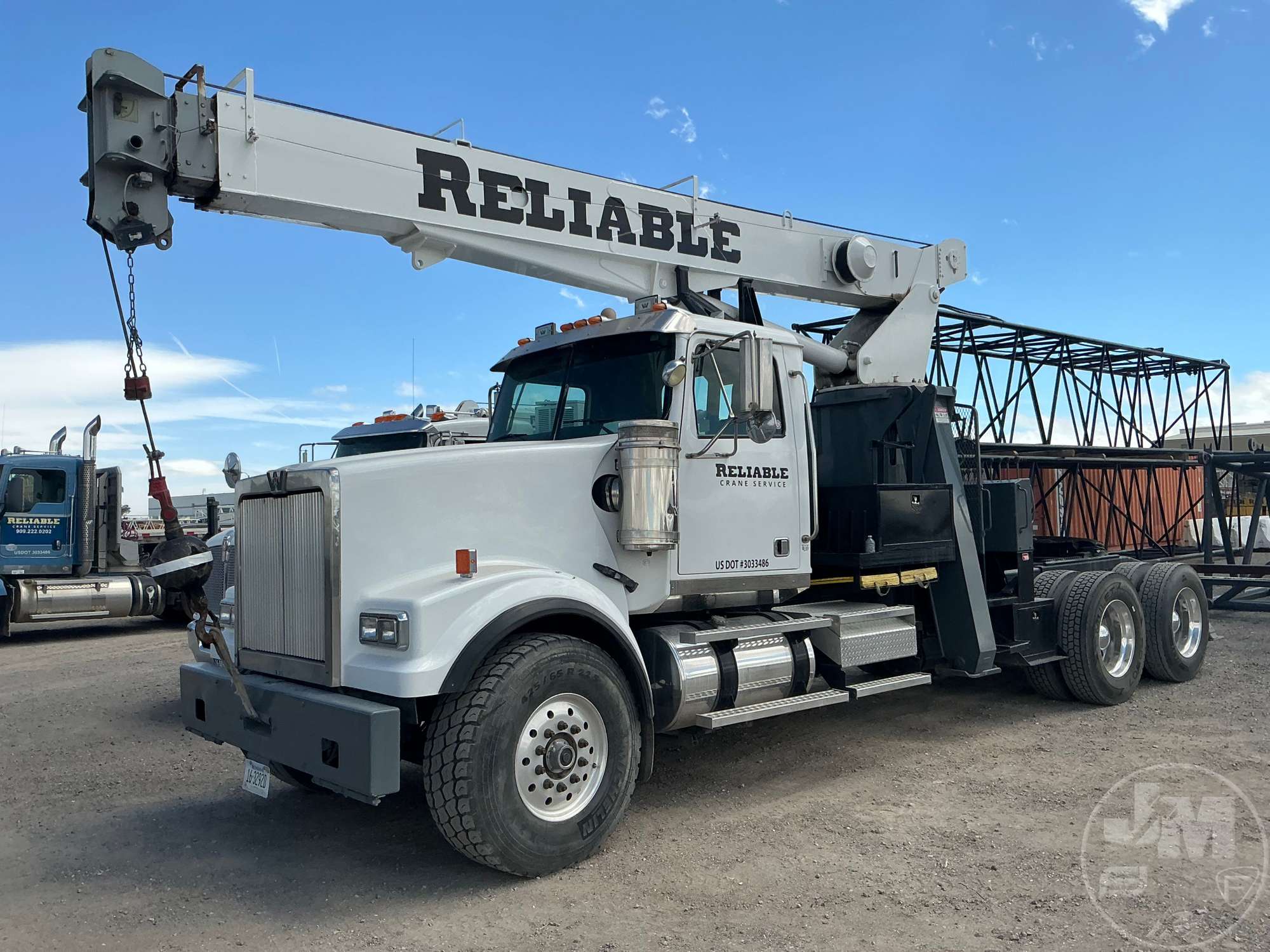 Photo of a 2008 Western Star 4900FA