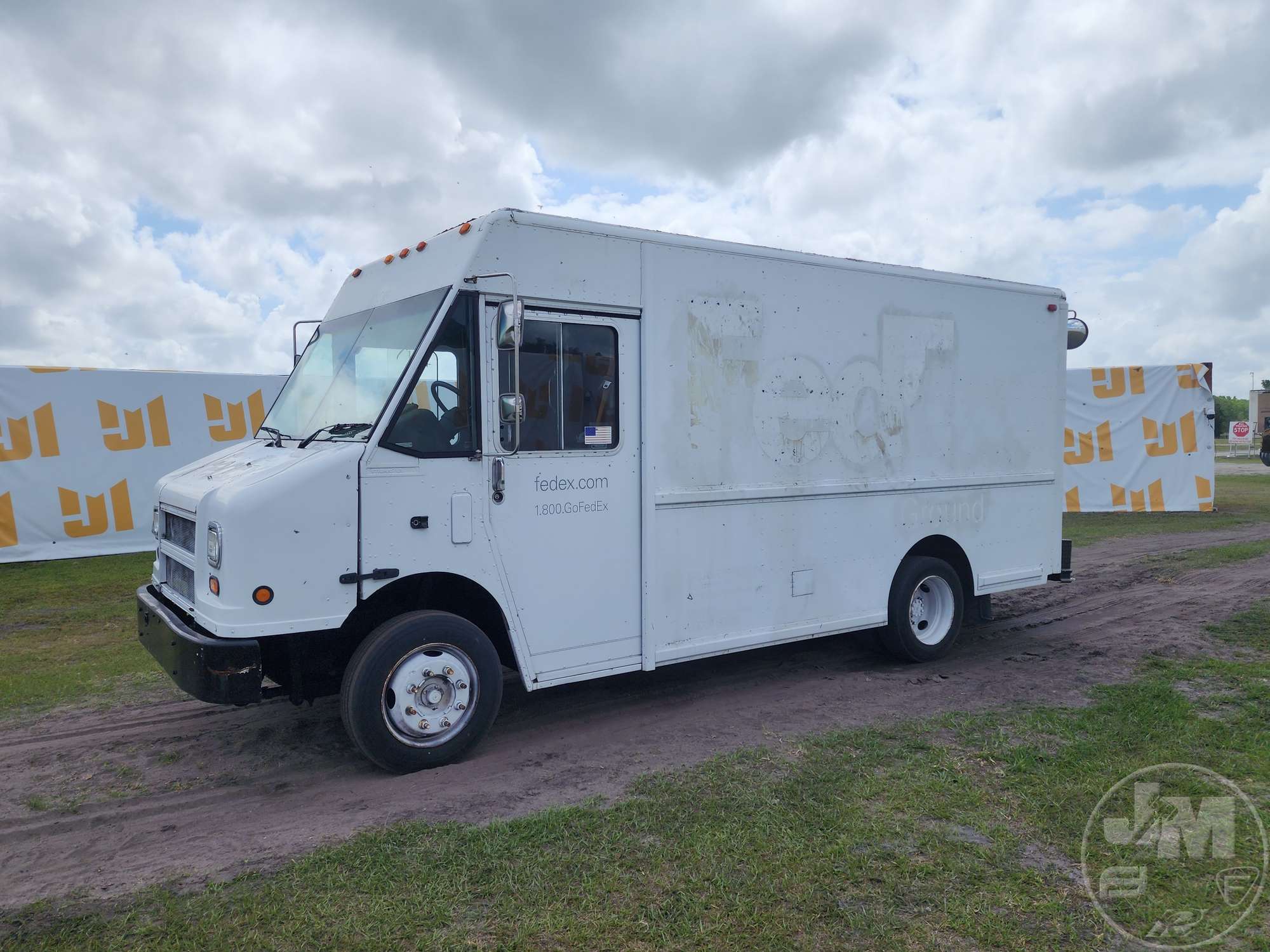 Photo of a 1997 Freightliner MT45 CHASSIS