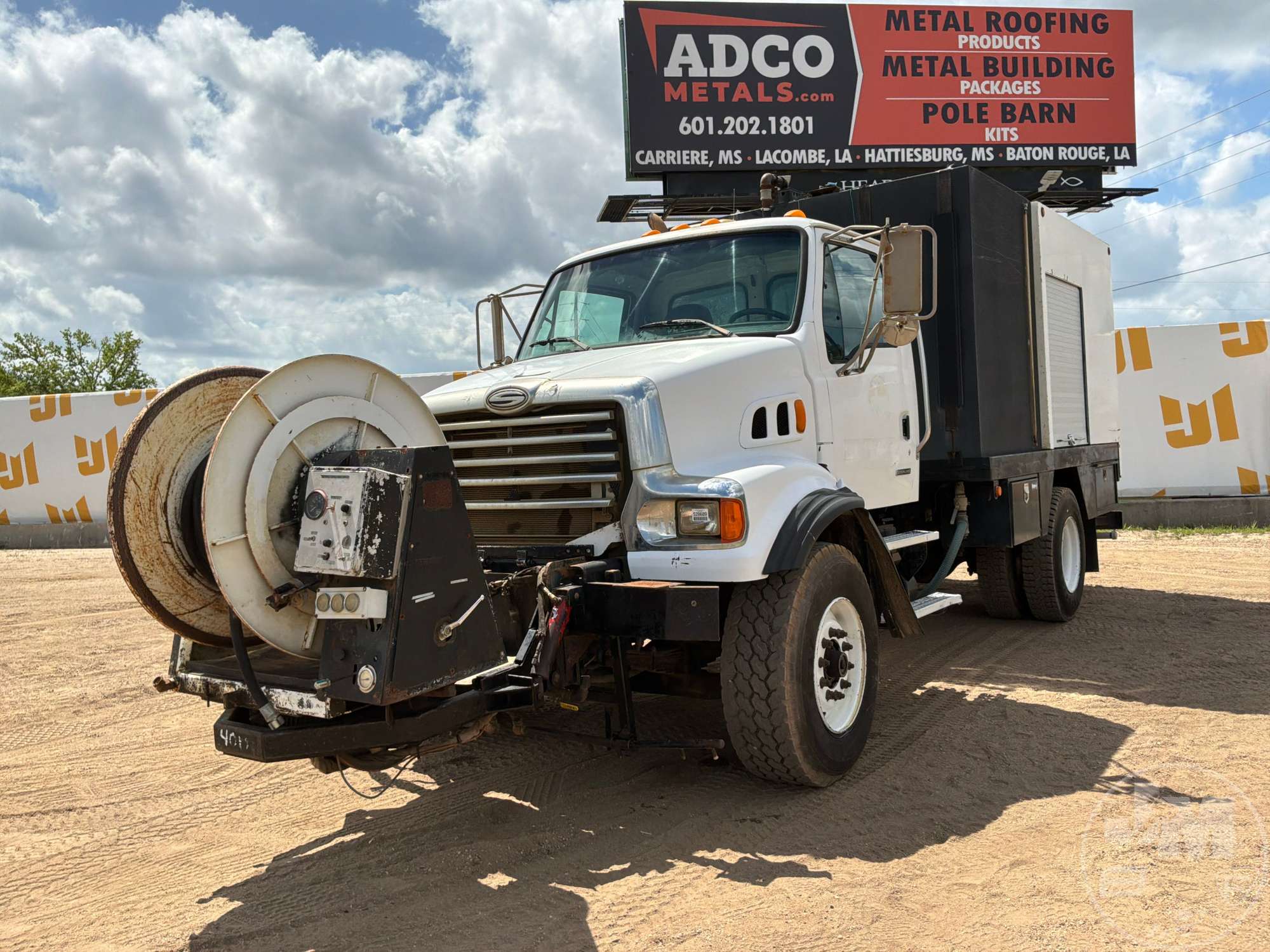 Photo of a 2009 Sterling L7500 SERIES
