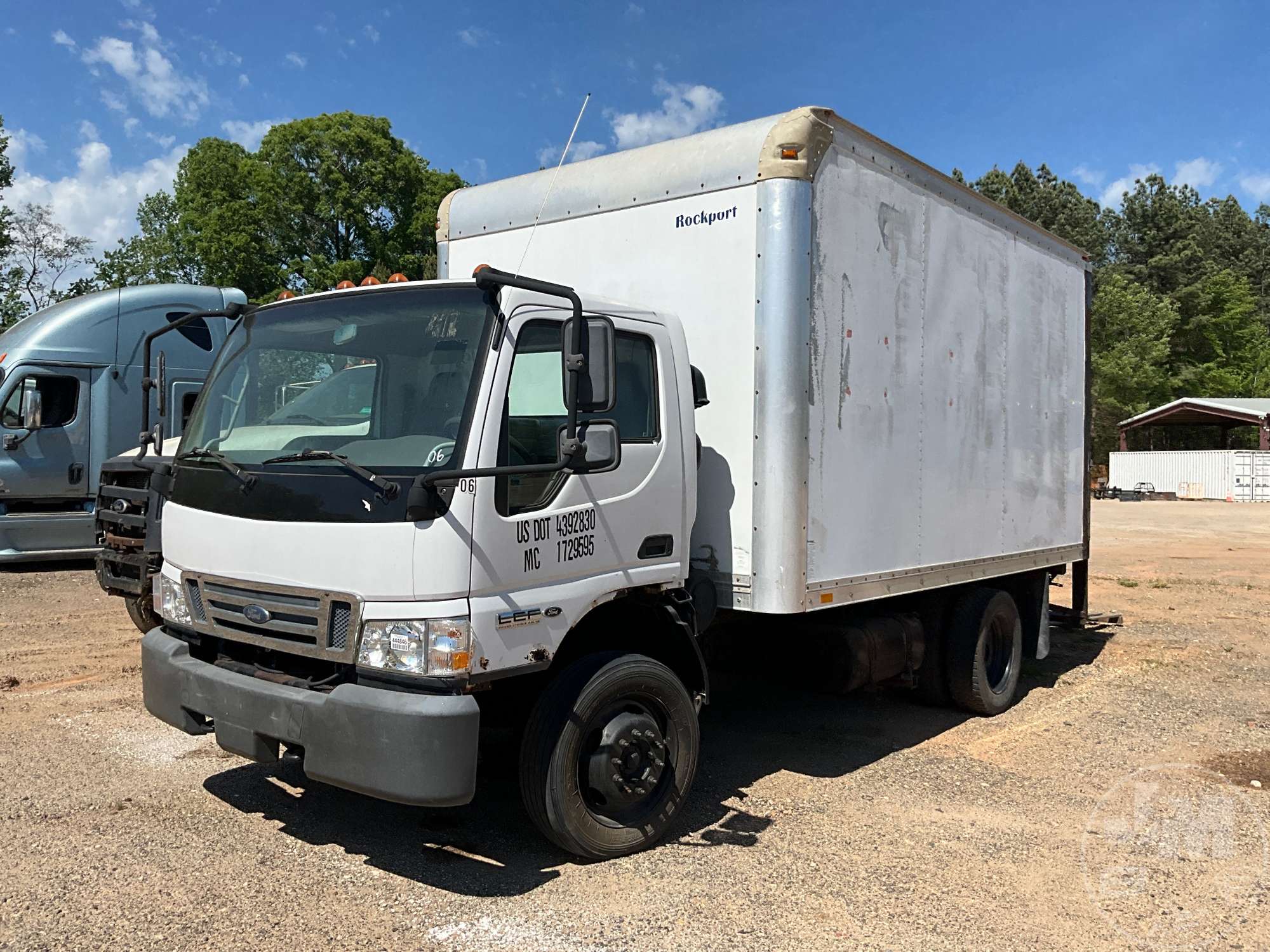 Photo of a 2006 Ford LOW CAB FORWARD