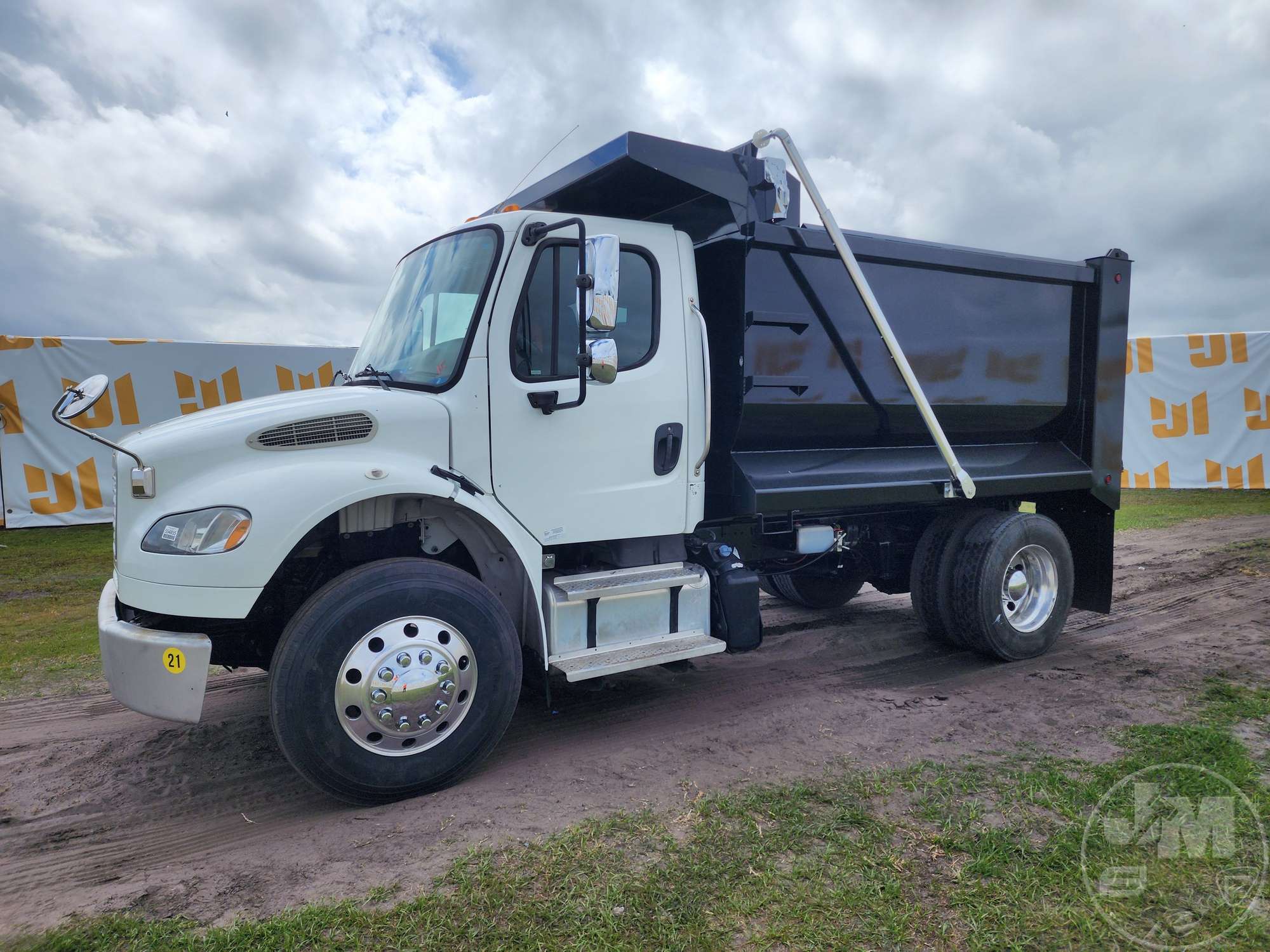 Photo of a 2015 Freightliner M2