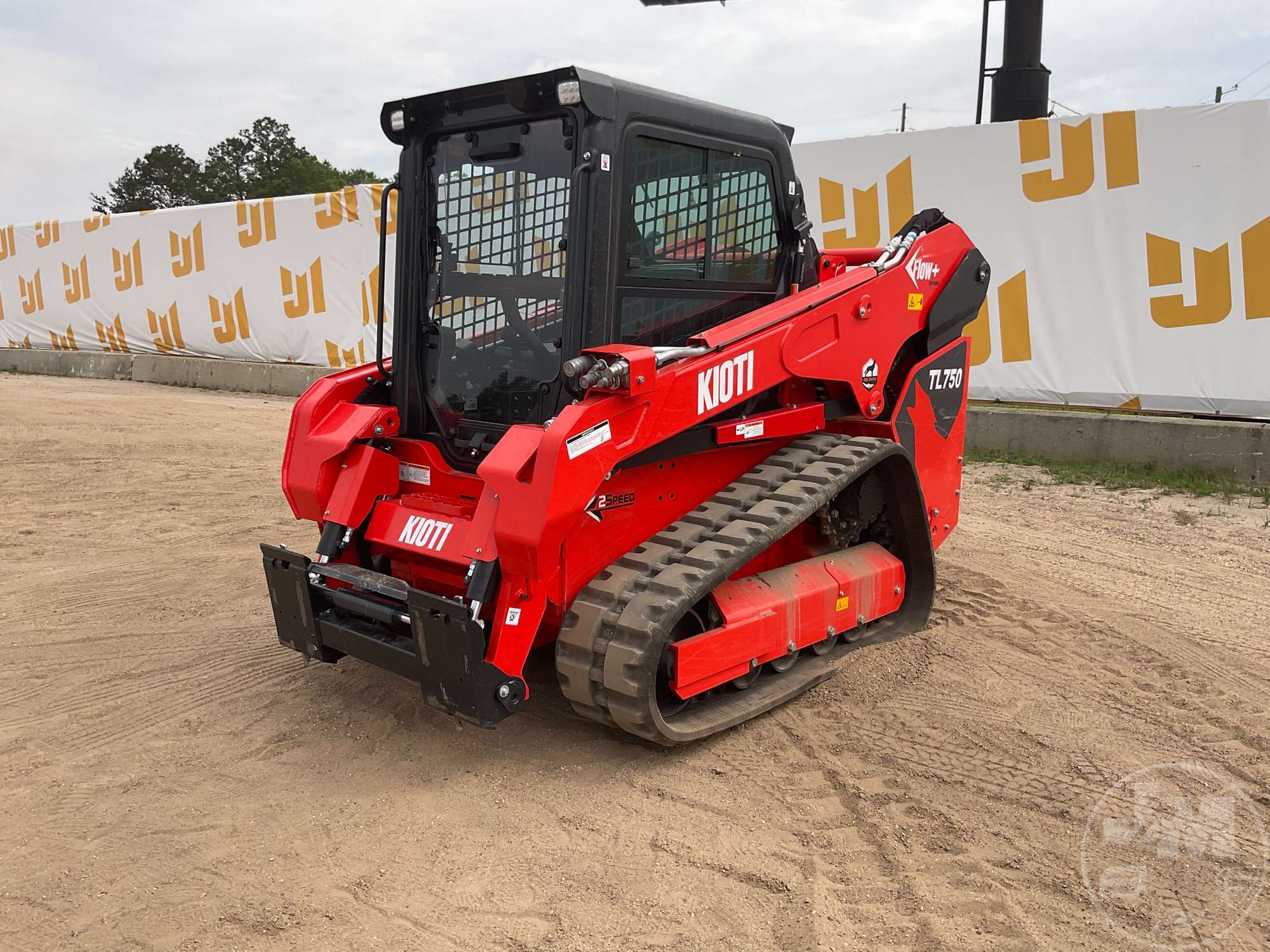 Photo of a  Kioti TL750