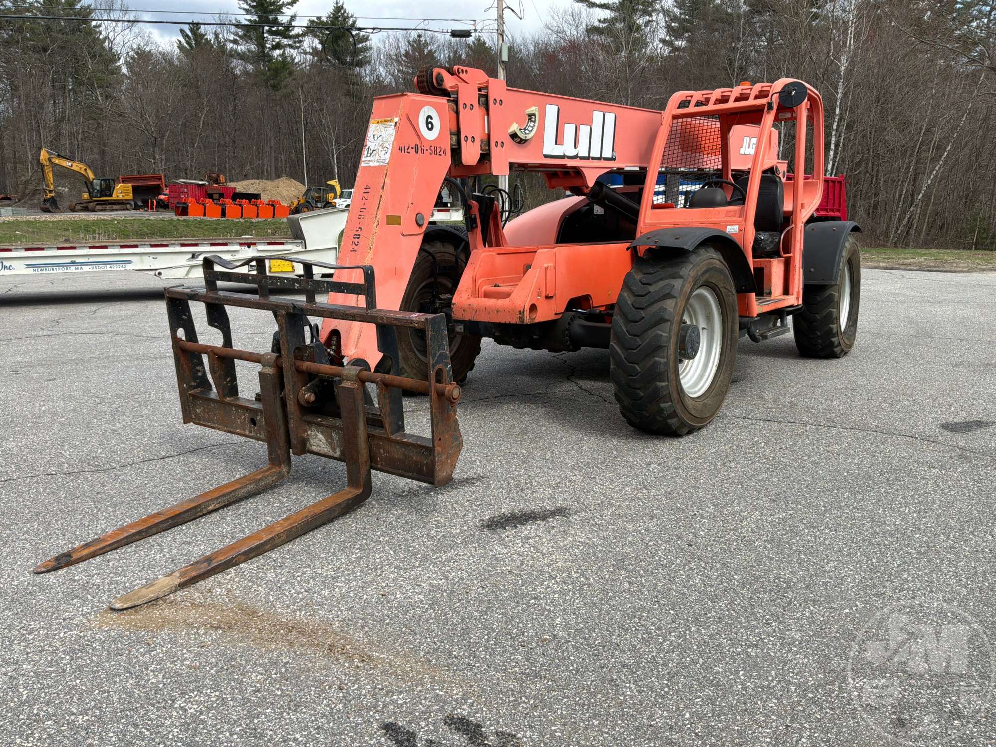 Photo of a 2005 Lull 6.44E-40