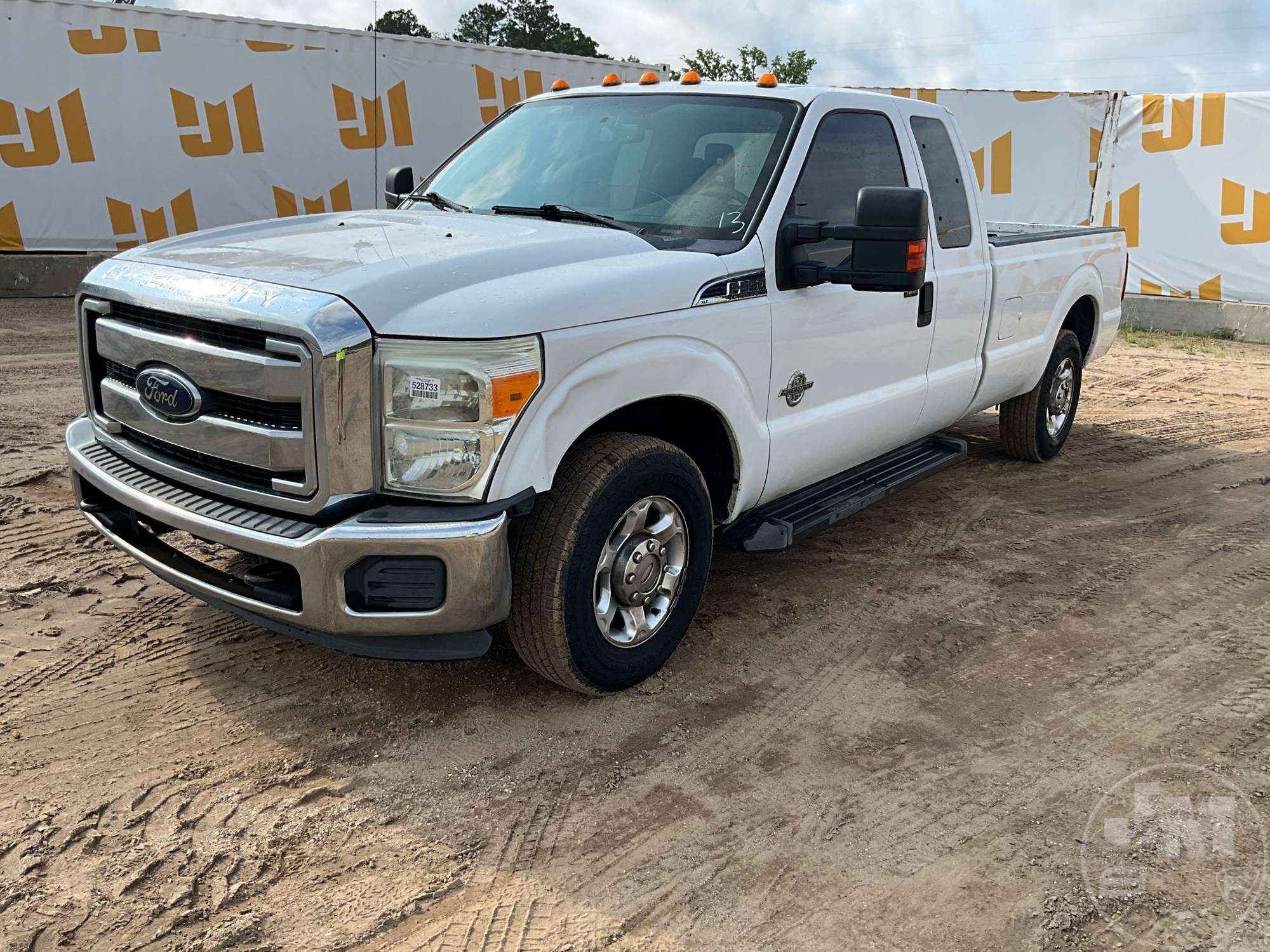 Photo of a 2013 Ford F-250 Super Duty XLT