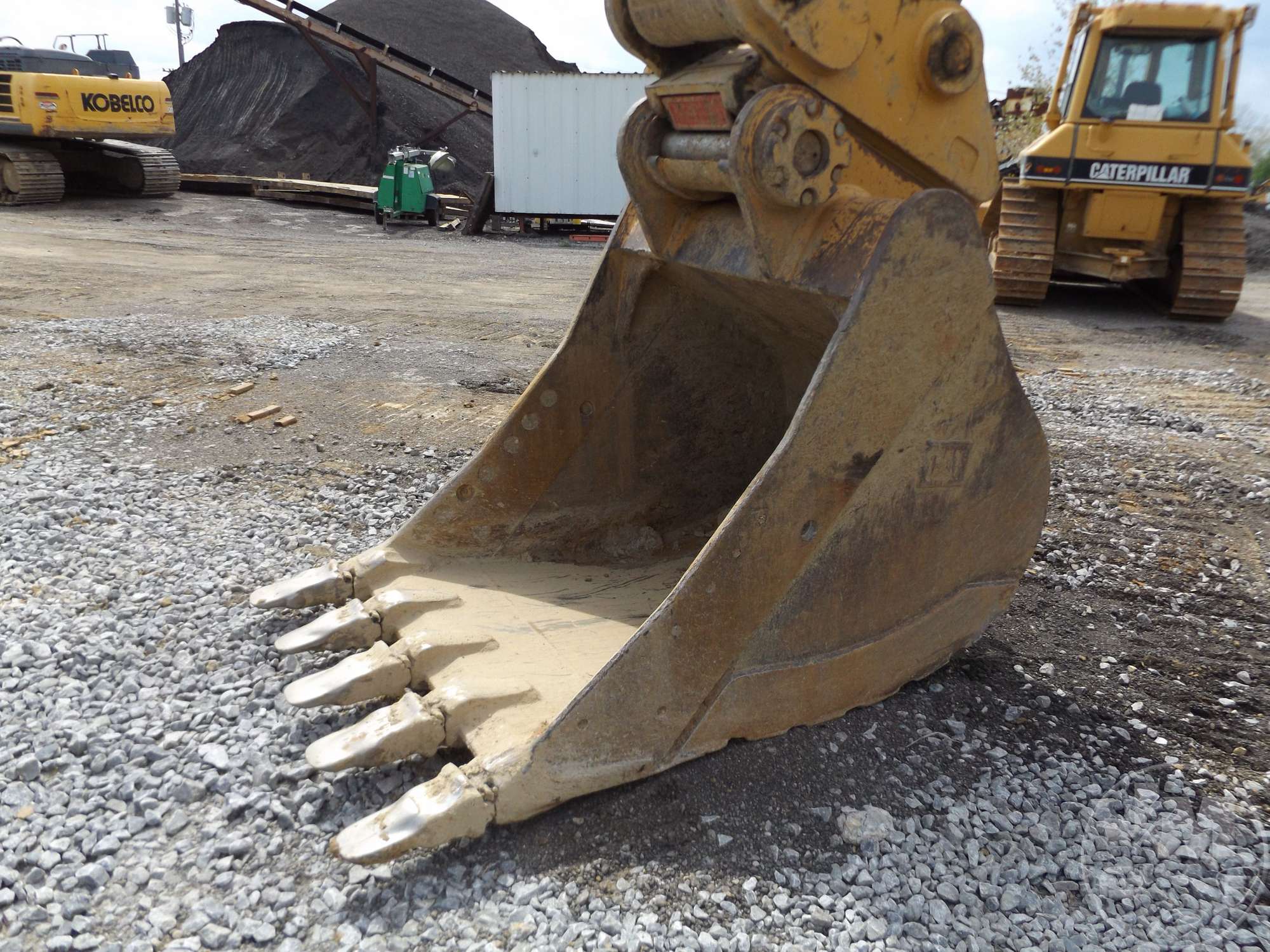 Photo of a  Caterpillar 48in.  TBK