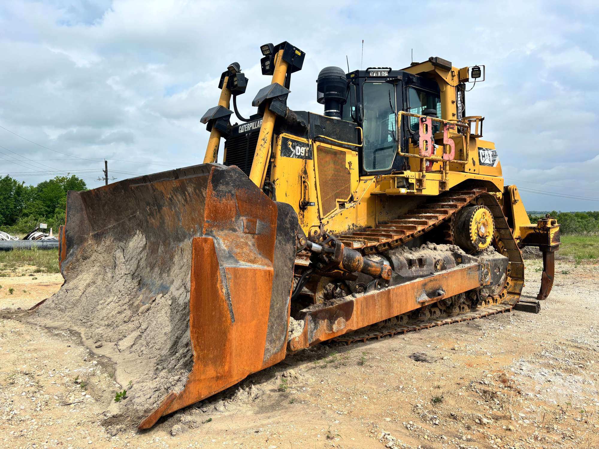 Photo of a 2010 Caterpillar D9T