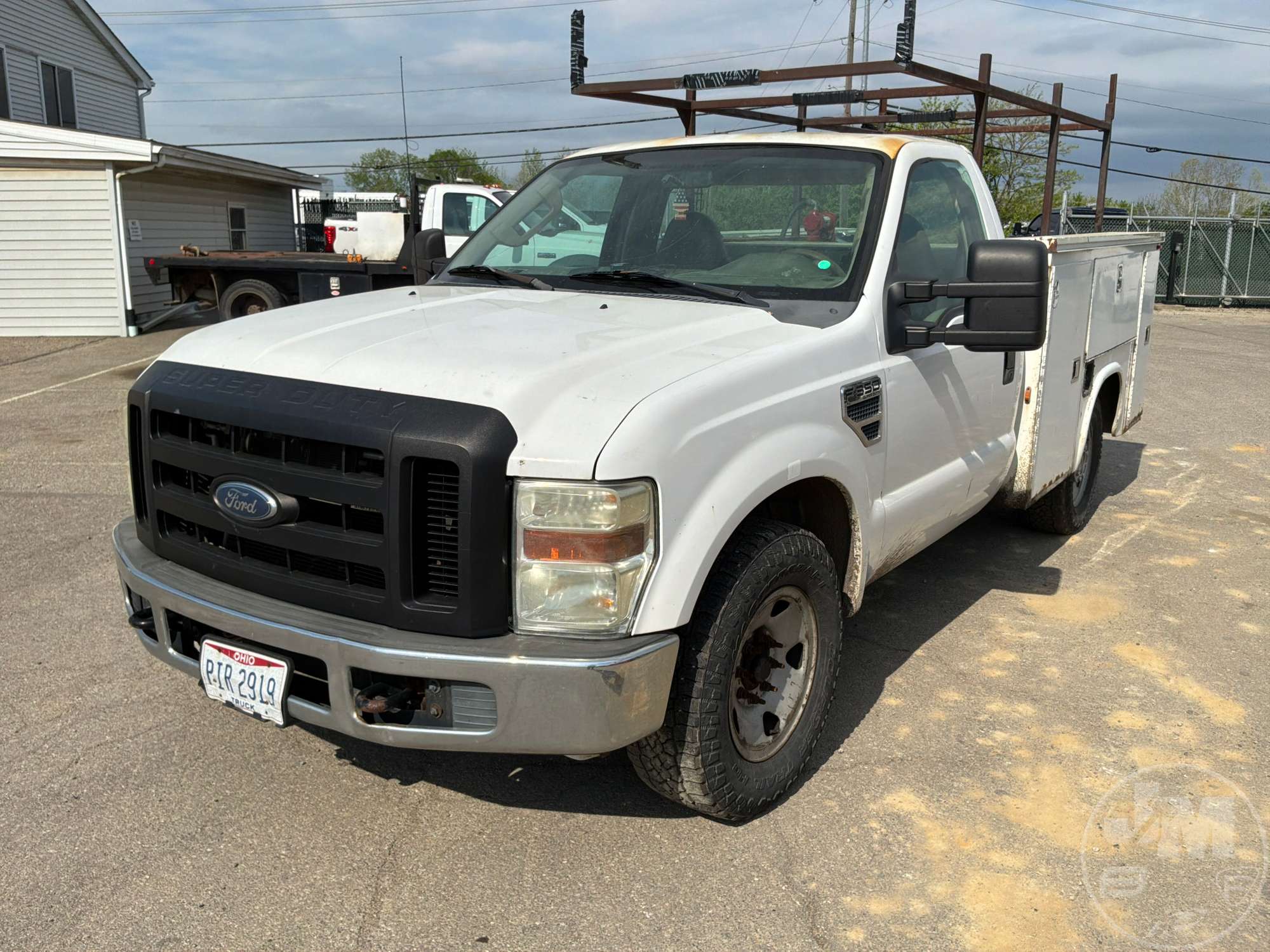 Photo of a 2009 Ford F350 XL