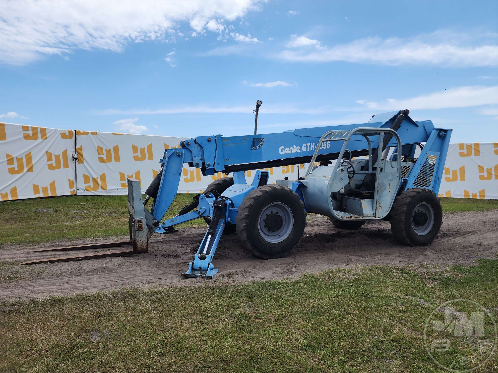 Photo of a 2006 Genie GTH-1056