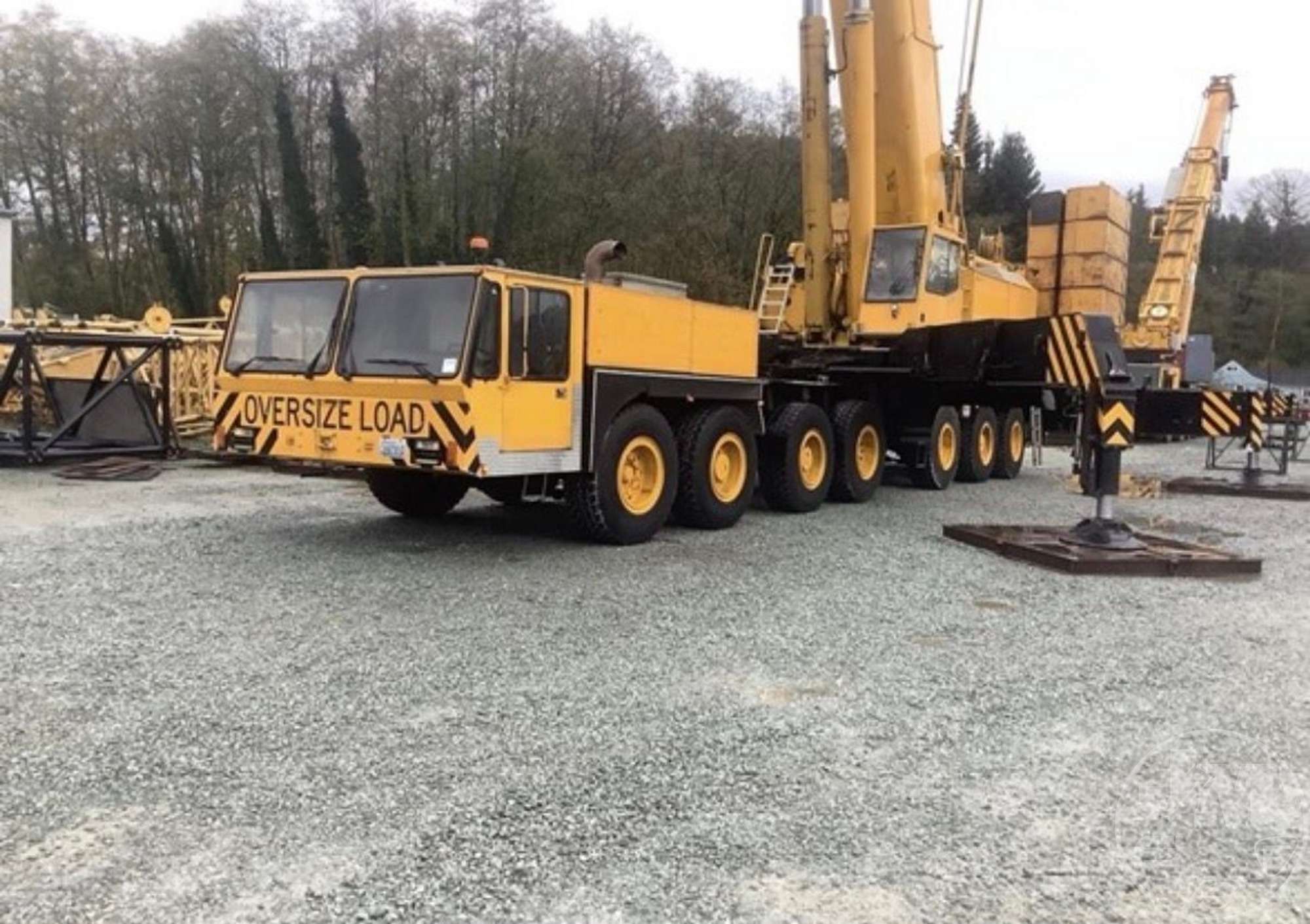 Photo of a 1997 Demag AC 1300