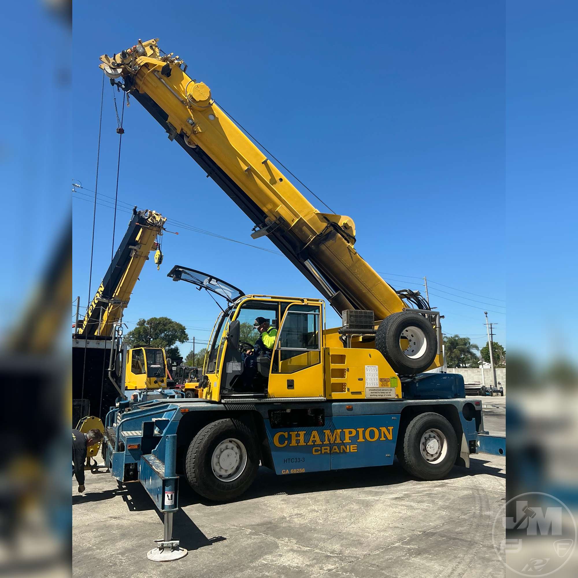 Photo of a 2002 Demag AC30 CITY