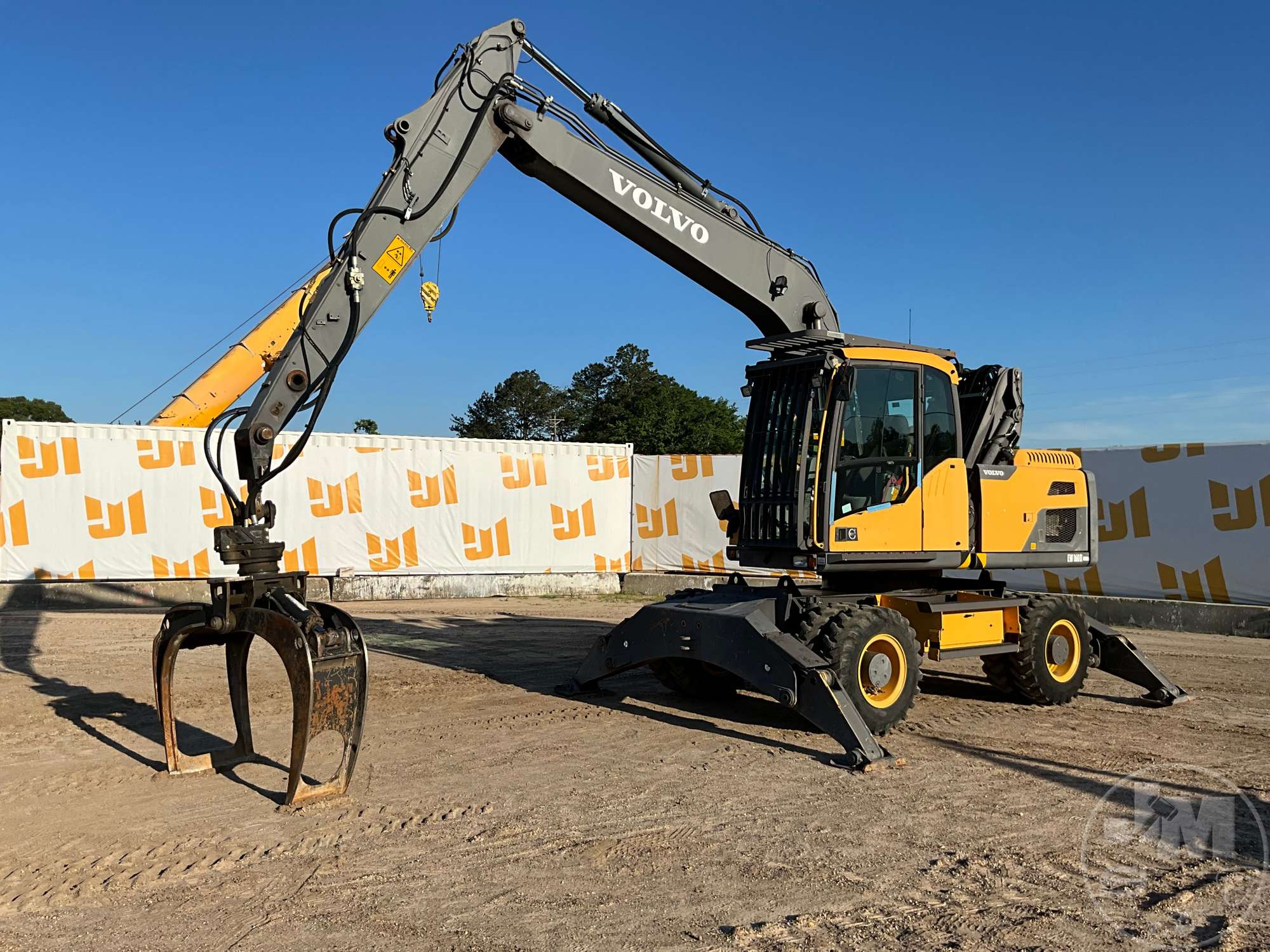 Photo of a 2014 Volvo EW160D