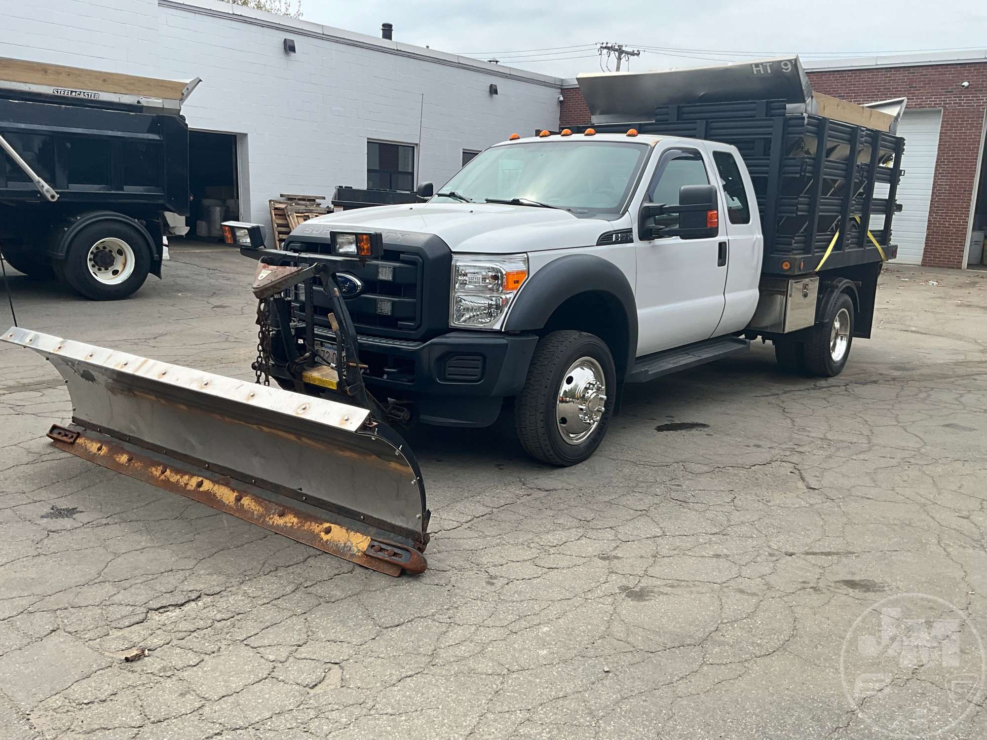 Photo of a 2015 Ford F-550
