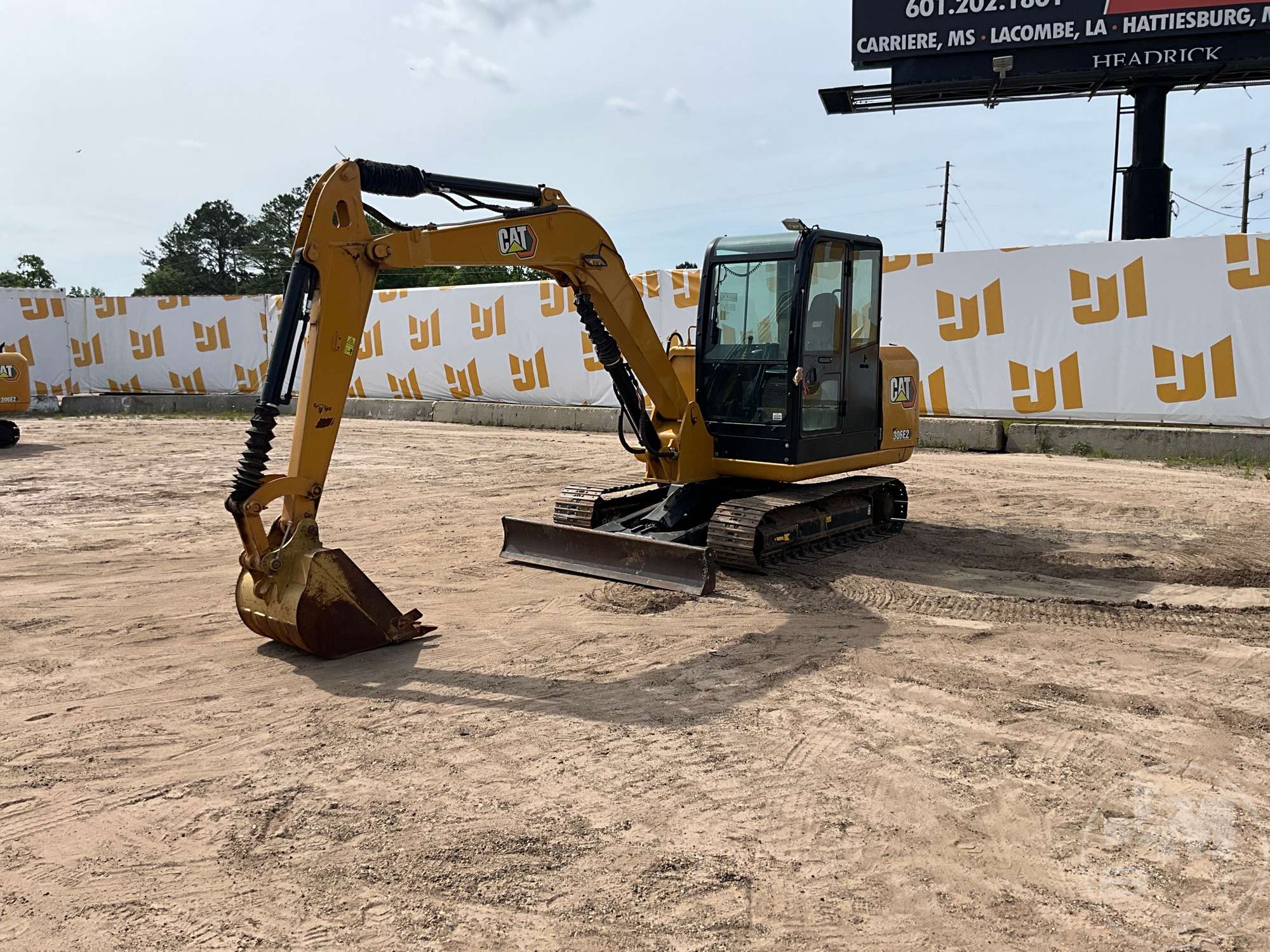 Photo of a  Caterpillar 30600