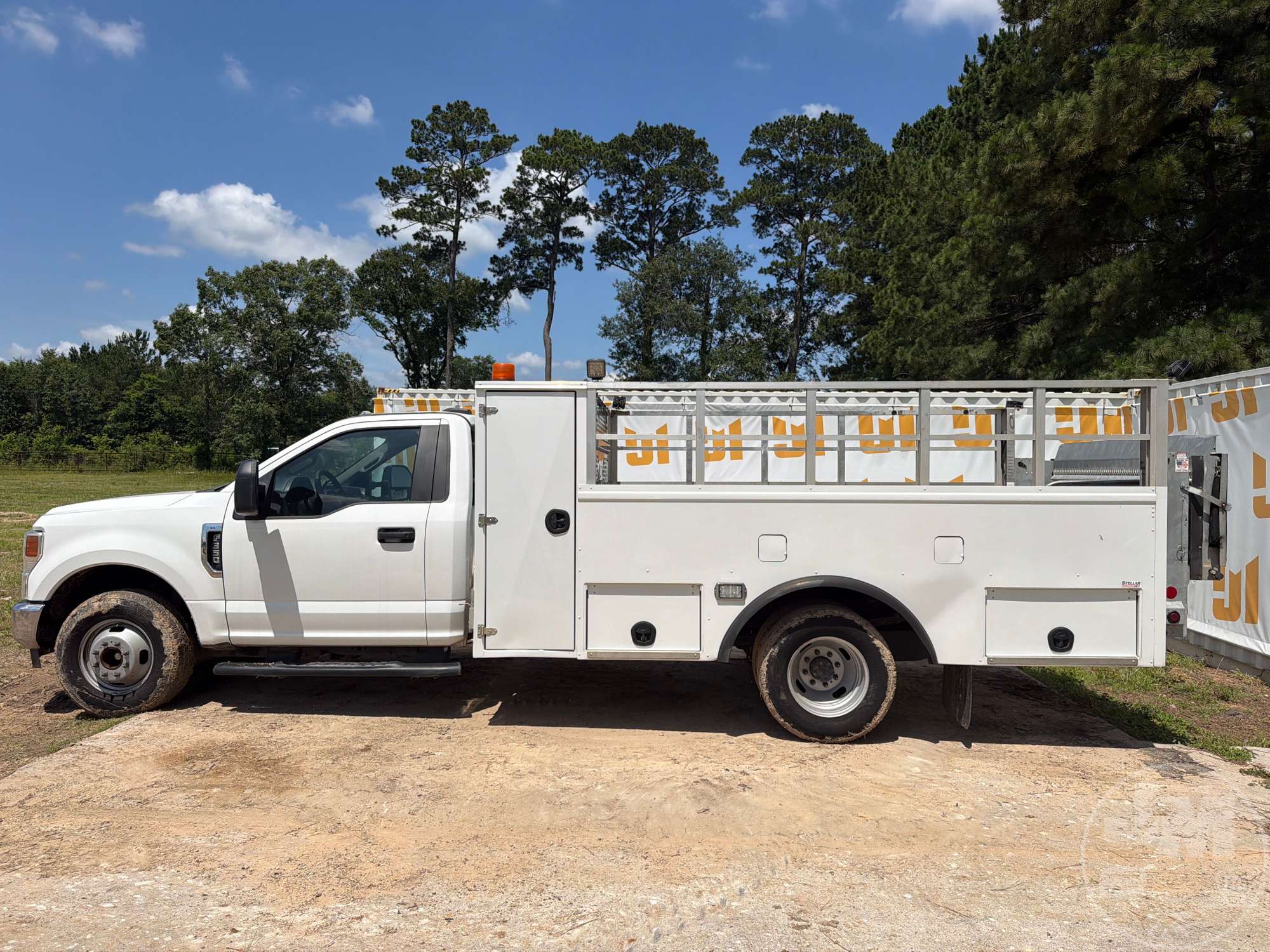 2021 Ford F-350XL SD
