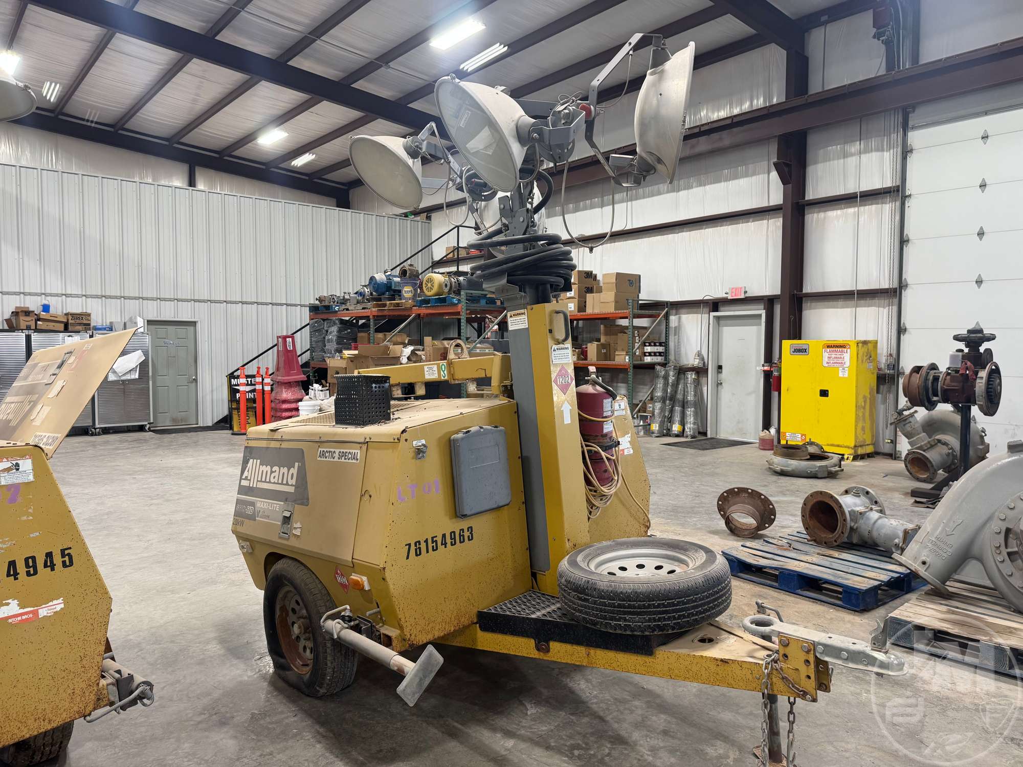Photo of a  Allmand ML695 