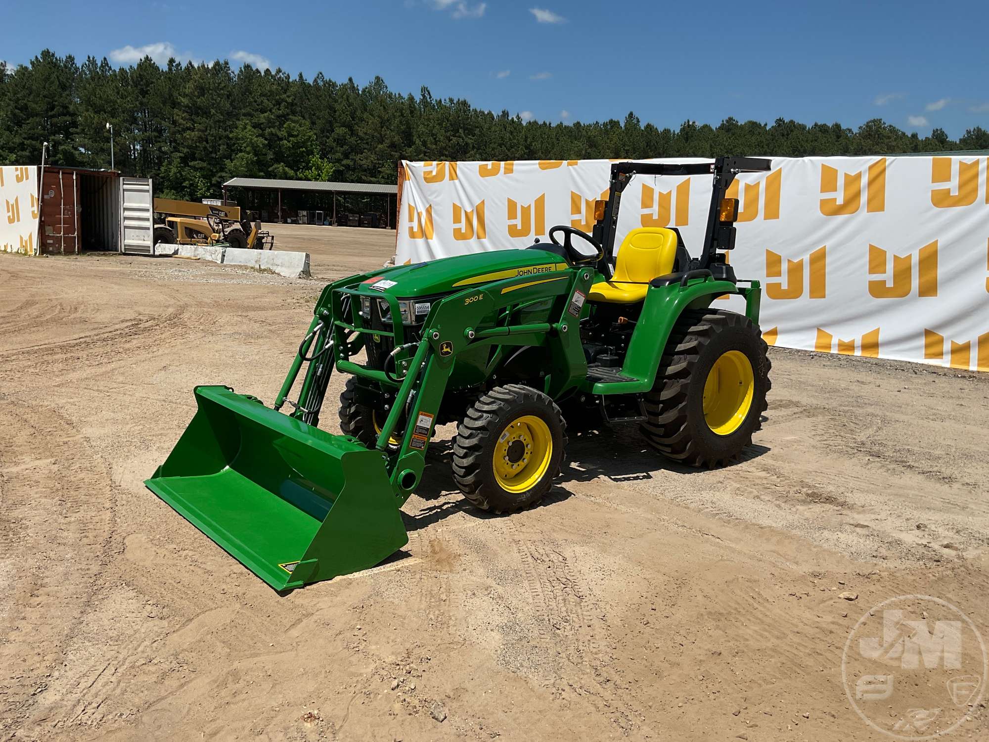 Photo of a  John Deere 3038E
