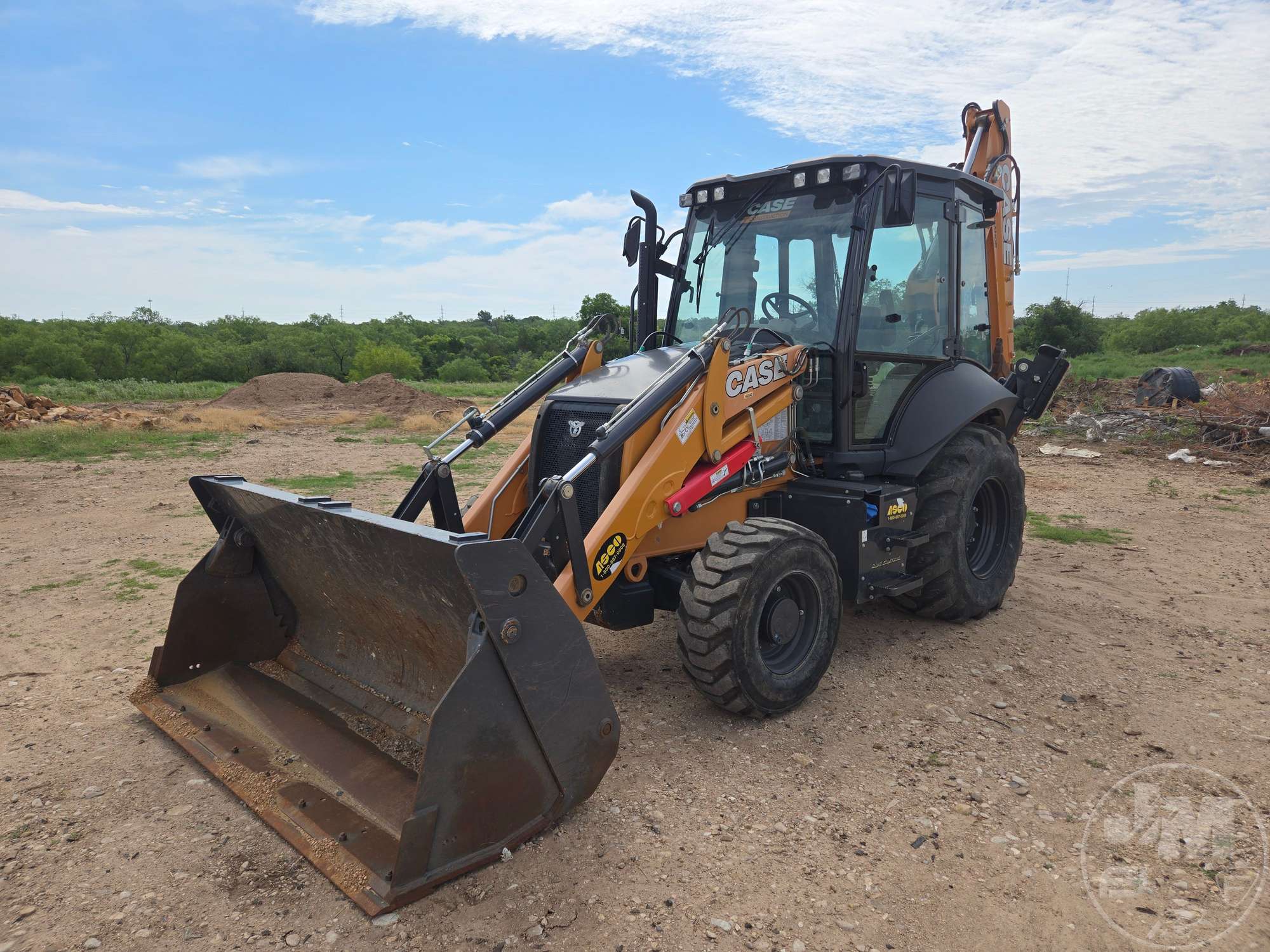 Photo of a 2023 Case 580SV