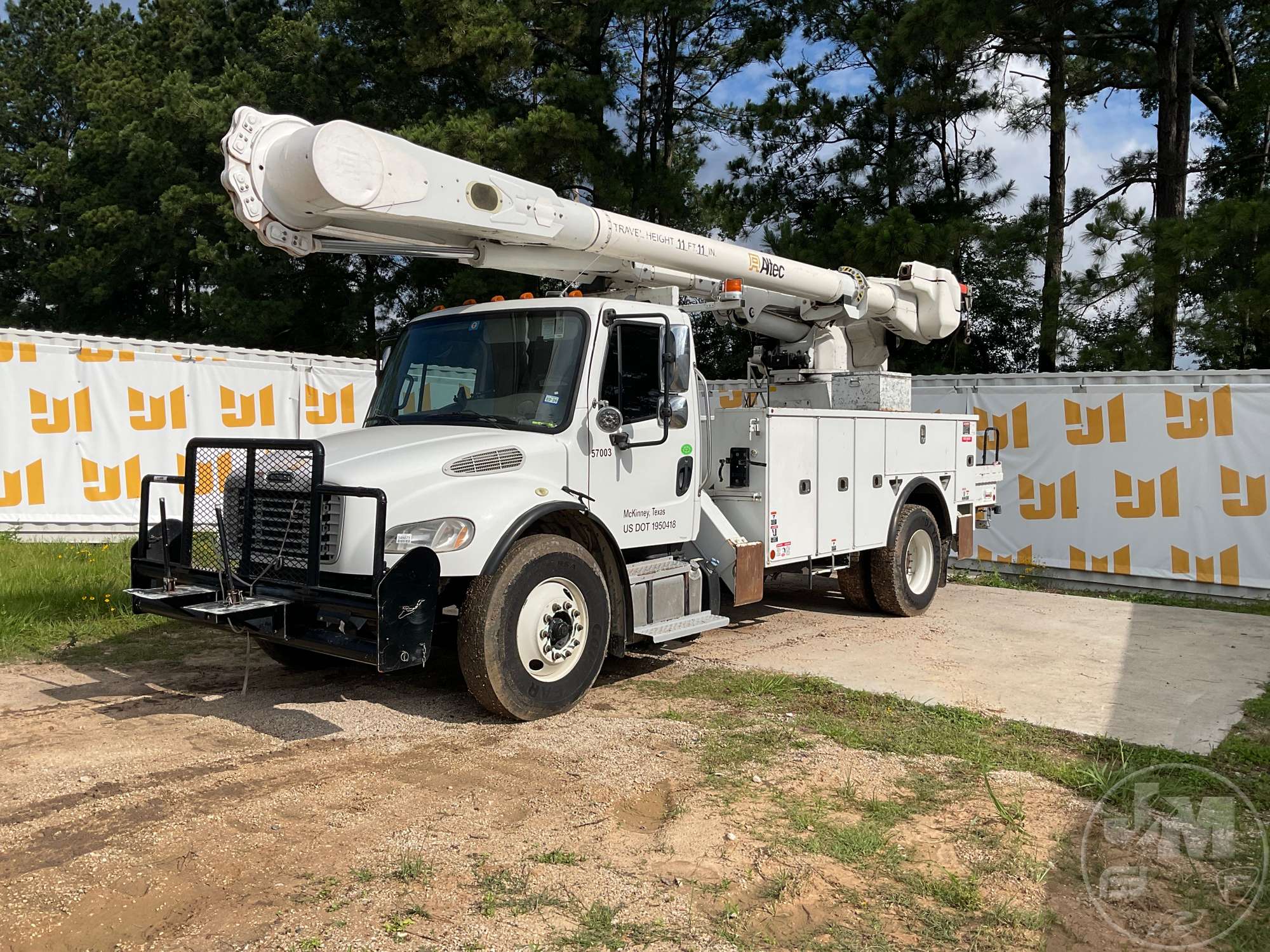 Photo of a 2016 Freightliner M2