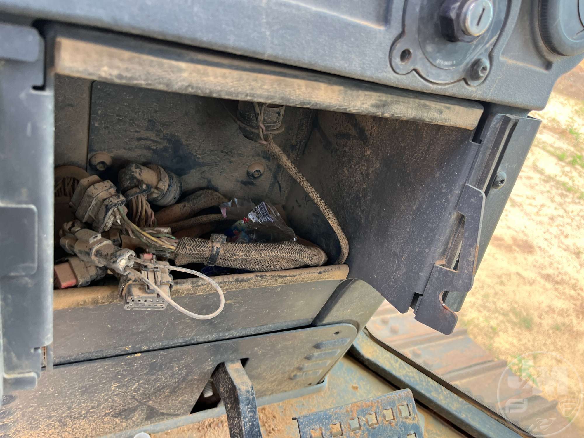 2011 Caterpillar D6K LGP
