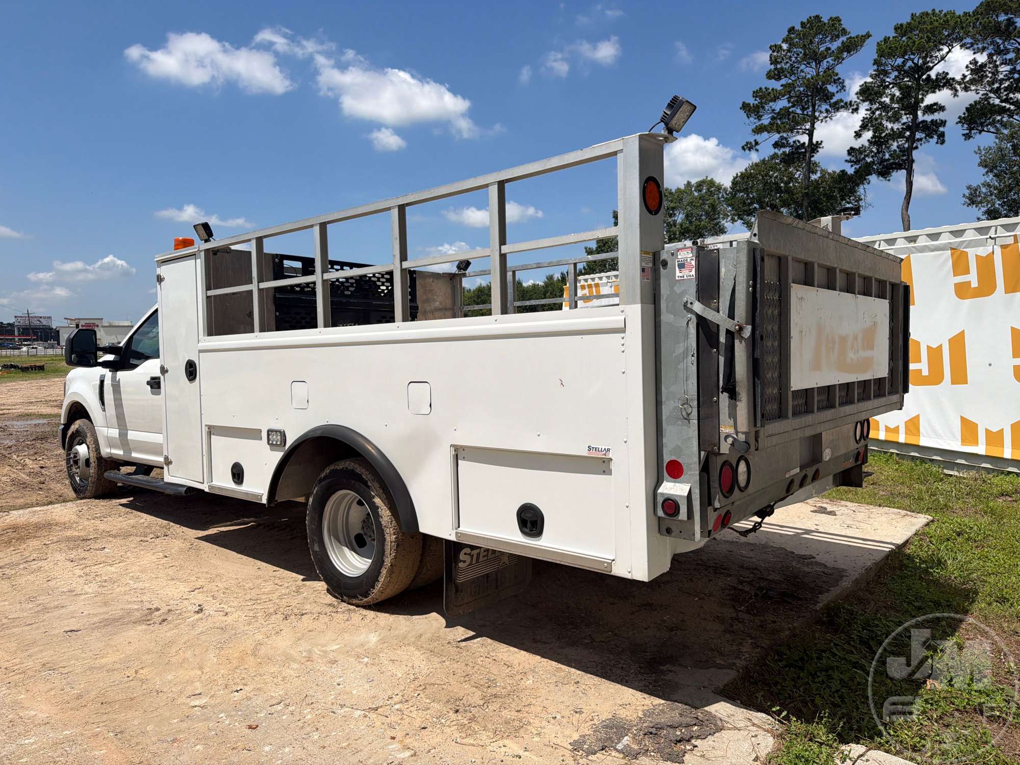 2021 Ford F-350XL SD