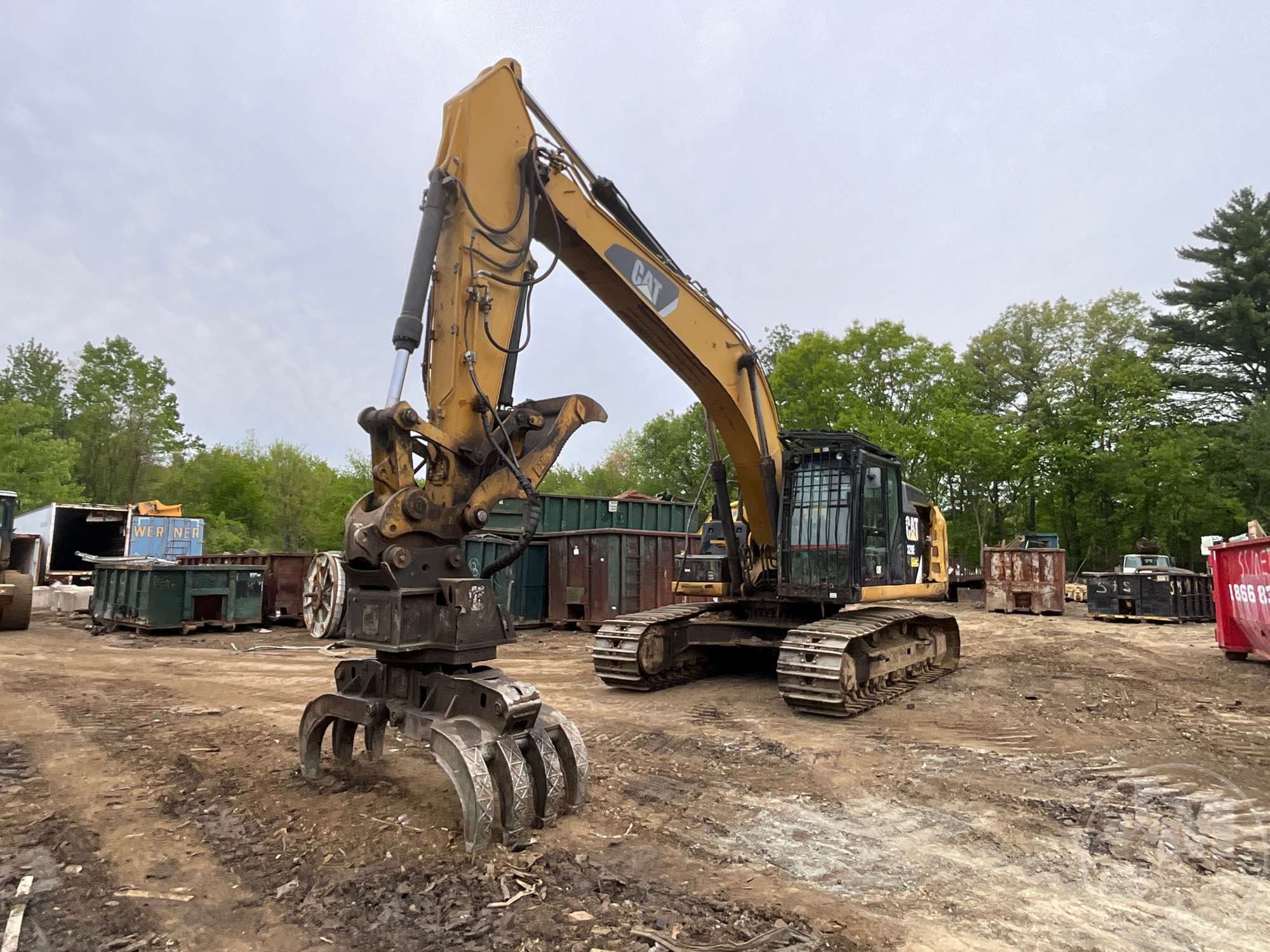 Photo of a 2012 Caterpillar 329E L