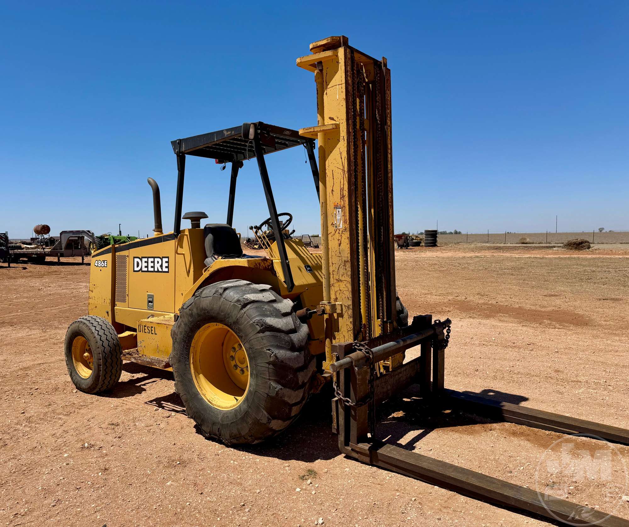 Photo of a 2000 John Deere 486E