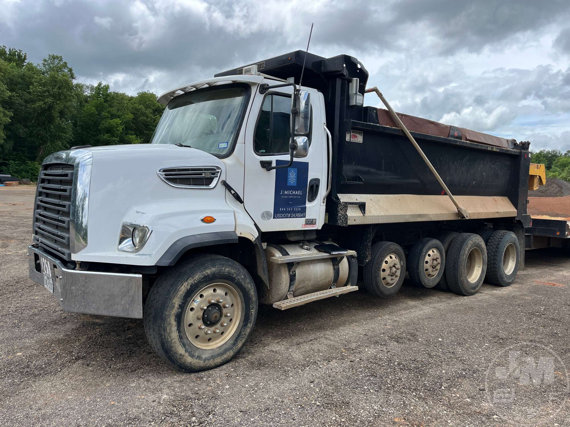 2018 Freightliner 108SD
