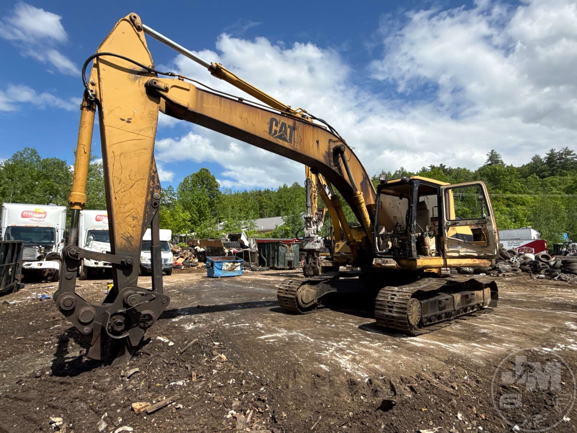 Photo of a 1995 Caterpillar 322L