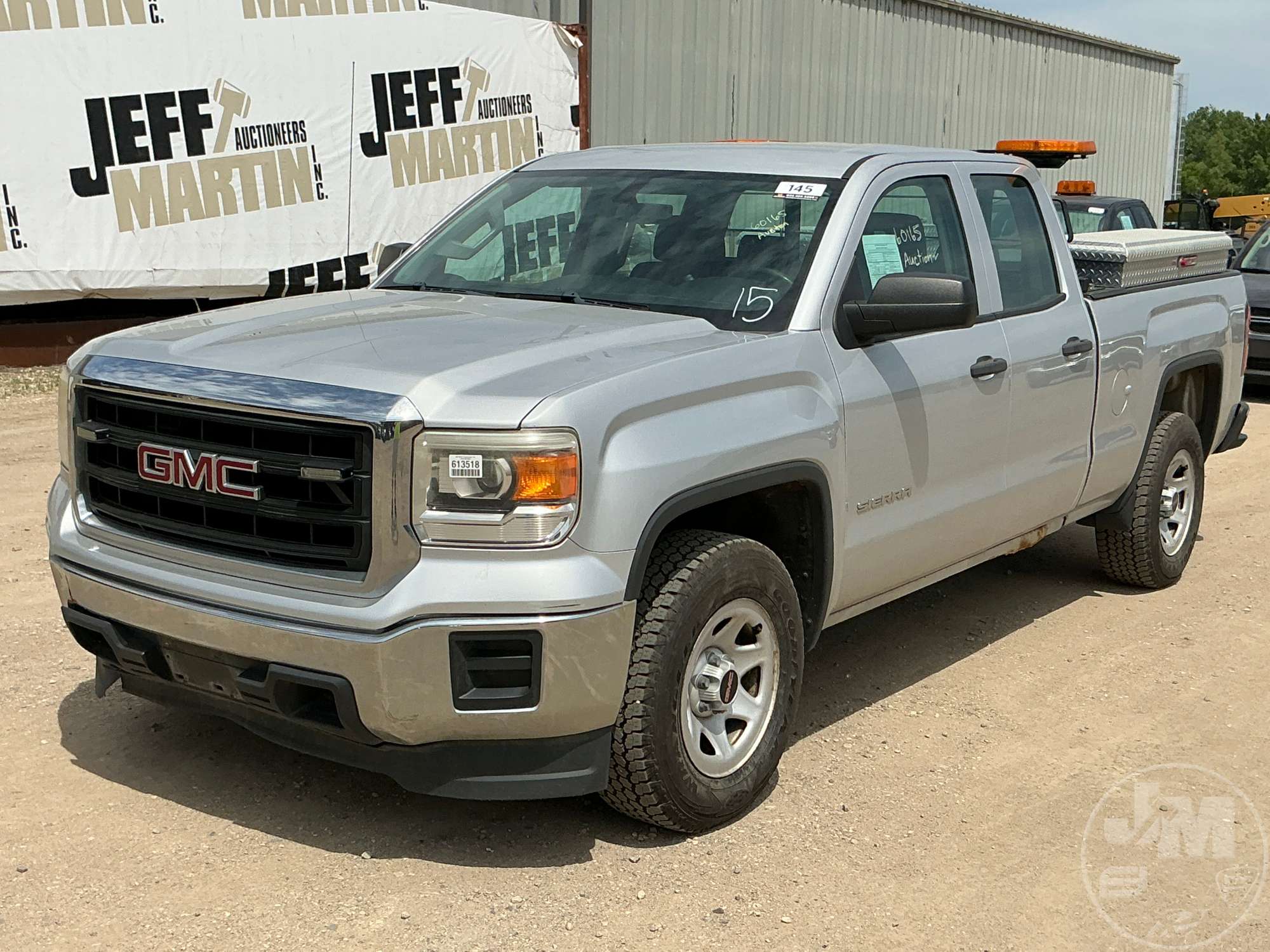 Photo of a 2015 GMC SIERRA