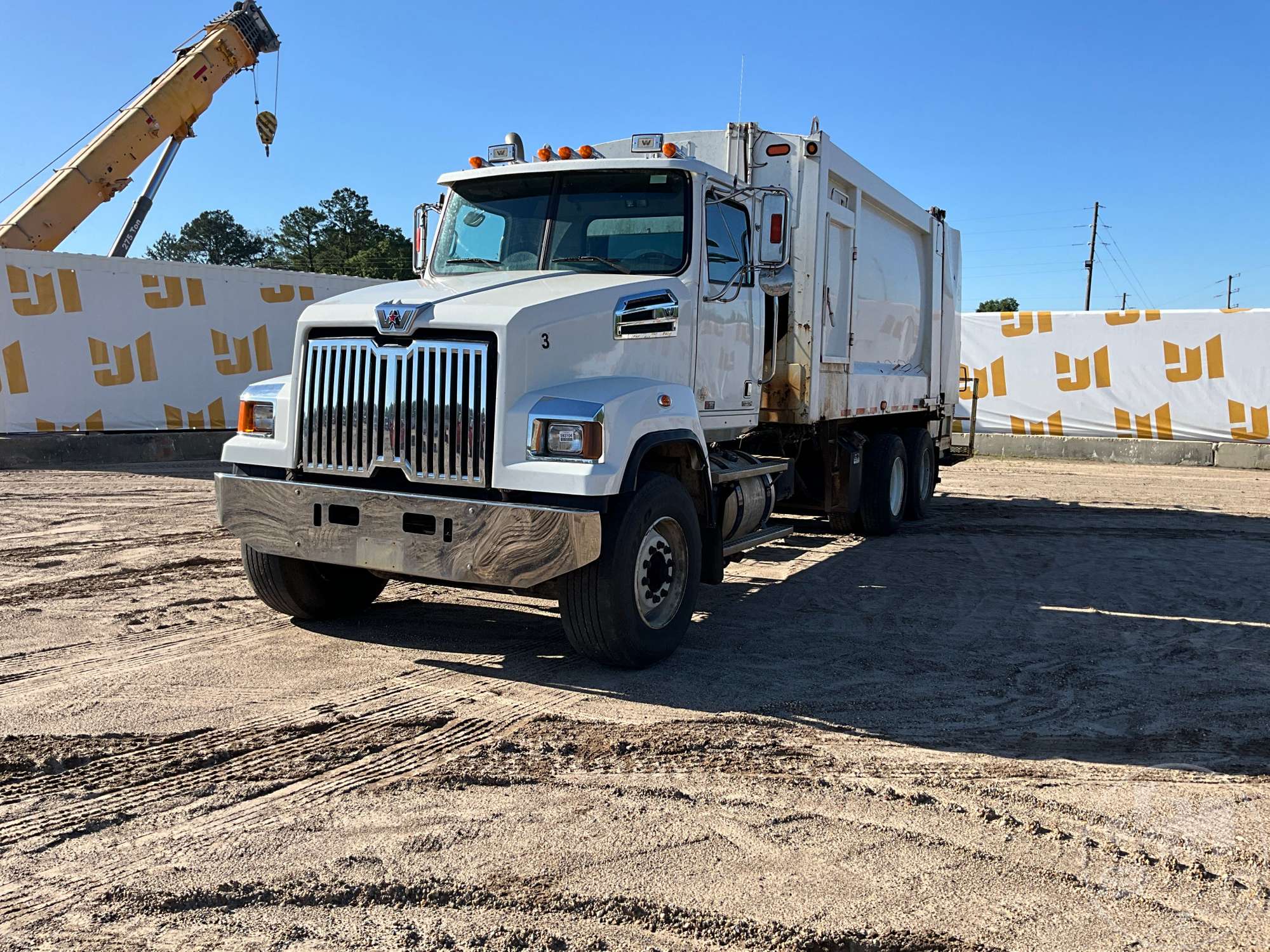 Photo of a 2018 Western Star 4700SF