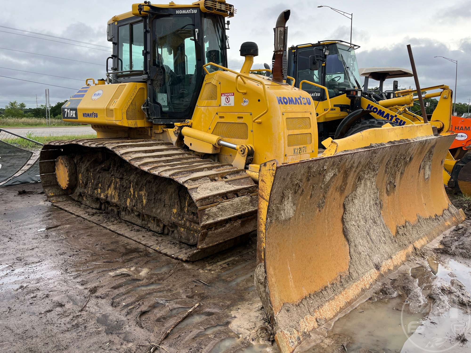 Photo of 2022 Komatsu D71PX-24 LGP