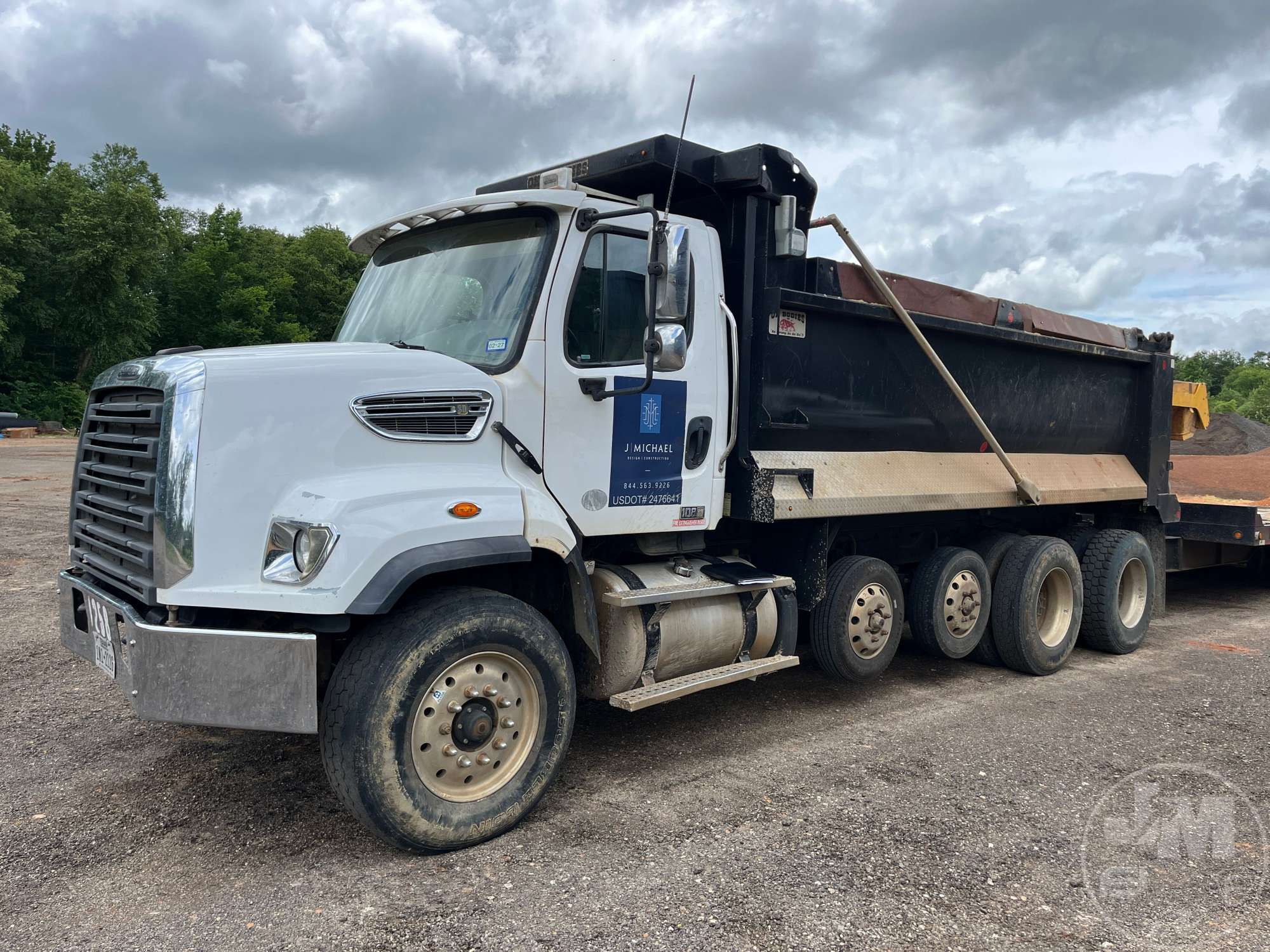 2018 Freightliner 108SD
