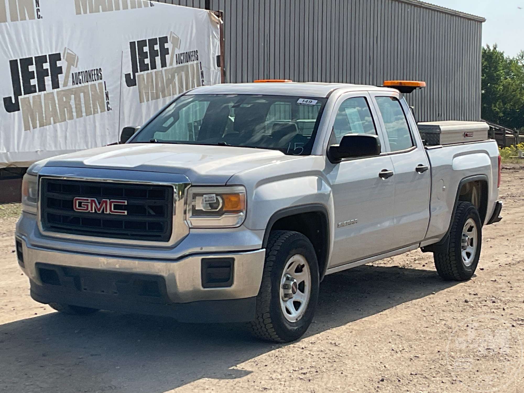Photo of a 2015 GMC SIERRA
