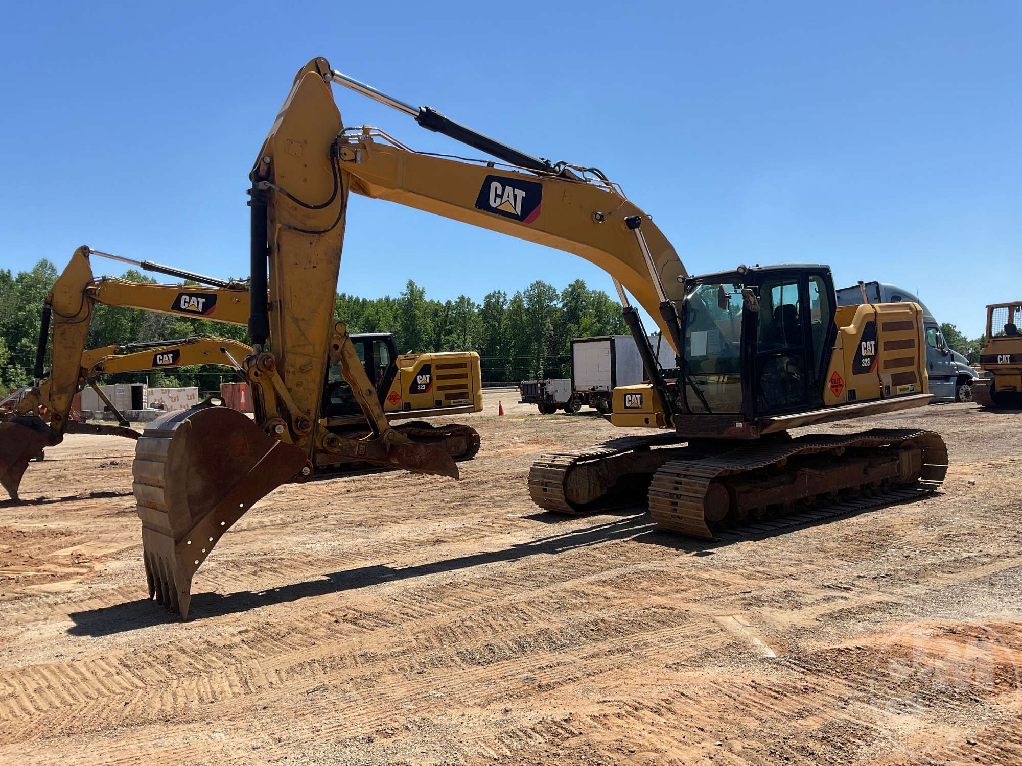 Photo of a 2019 Caterpillar 323