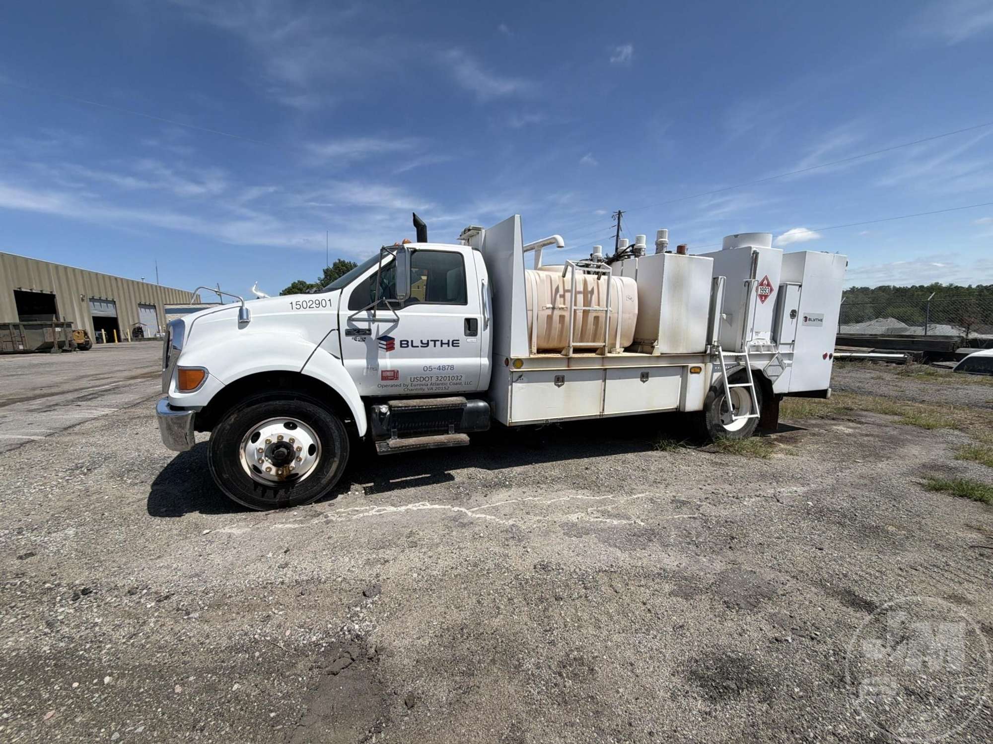 Photo of a 2010 Ford F-750
