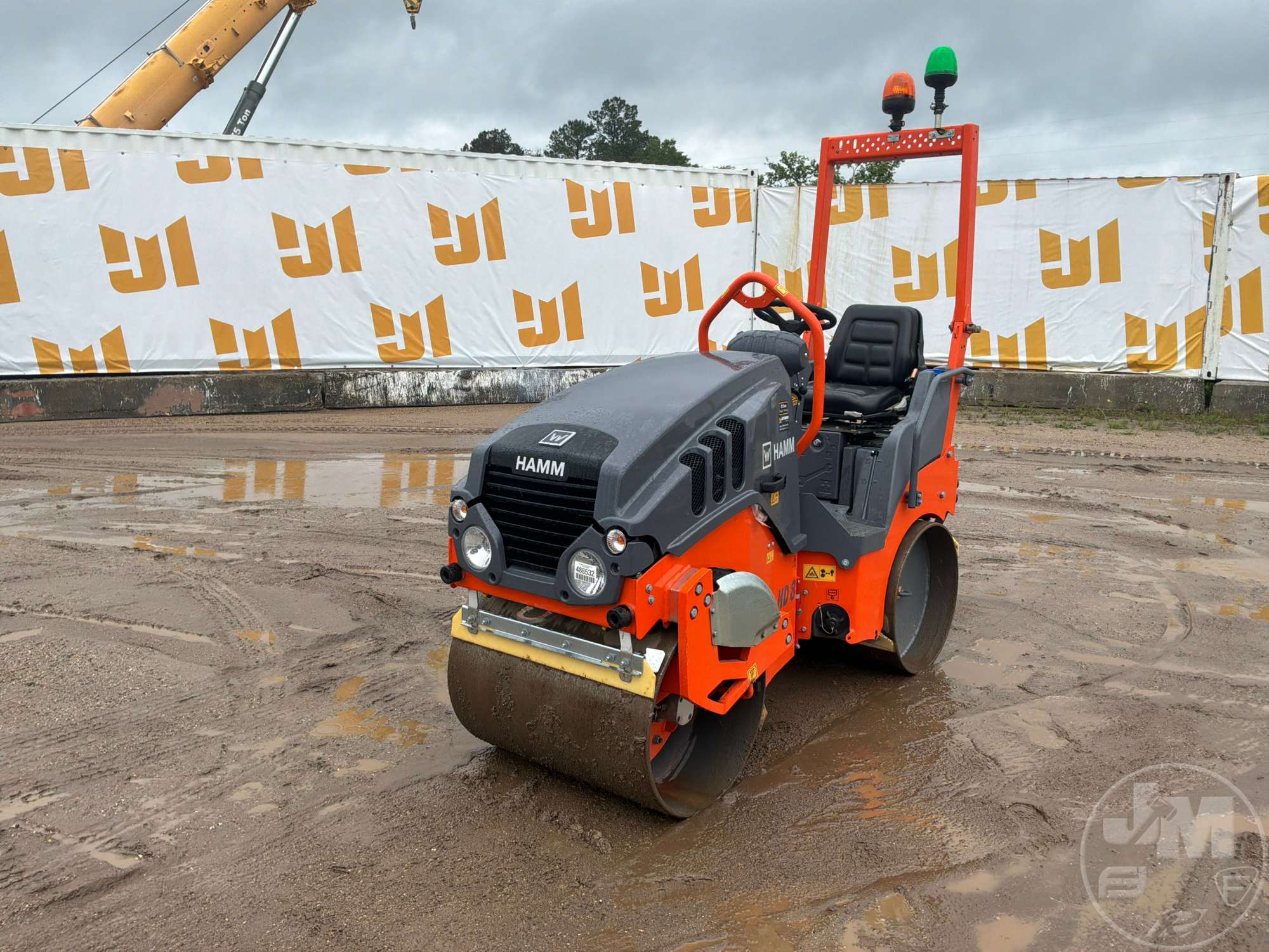 Photo of a 2025 Hamm HD8VV
