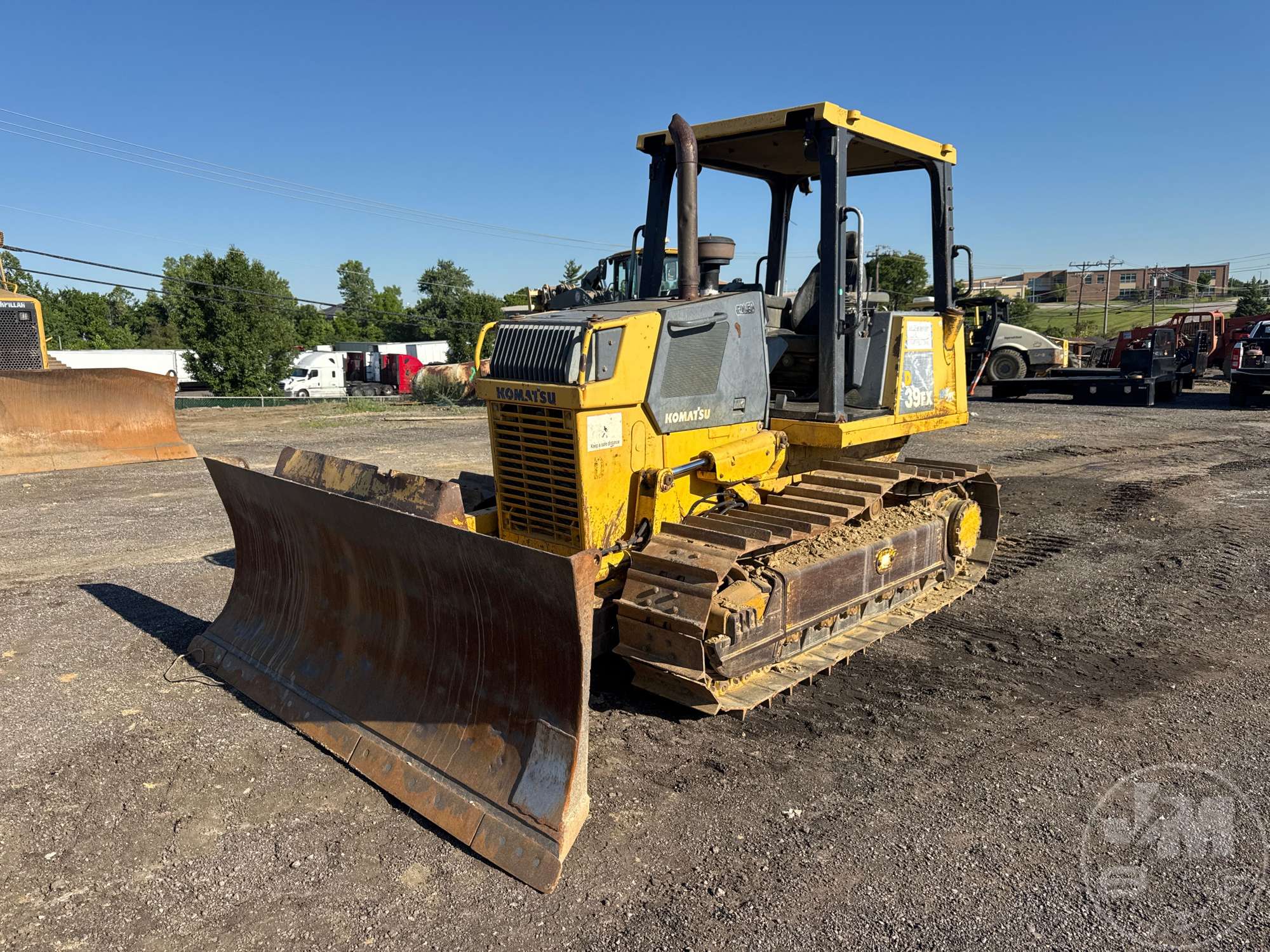 Photo of a  Komatsu D39EX22