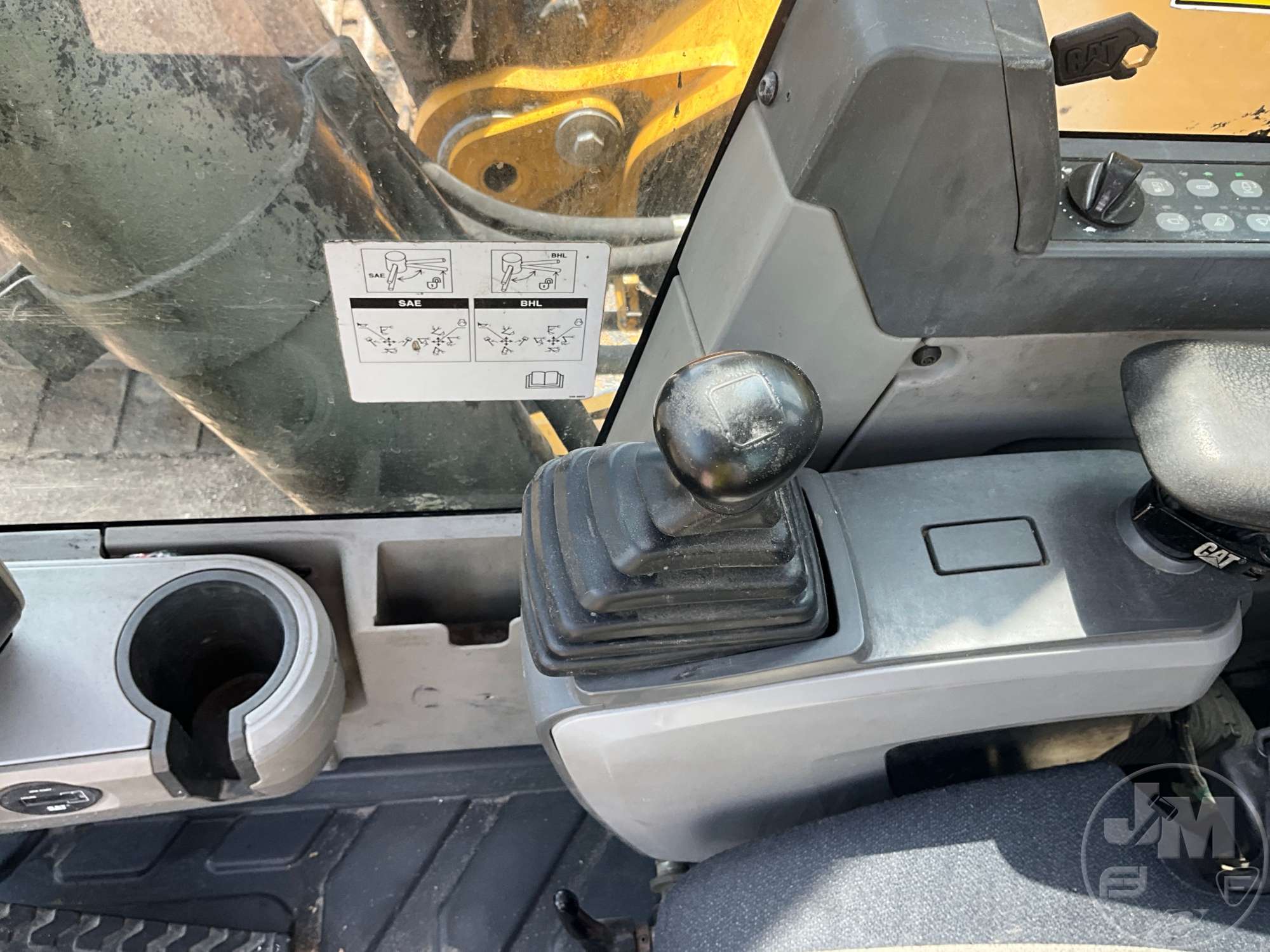 2019 Caterpillar 352F