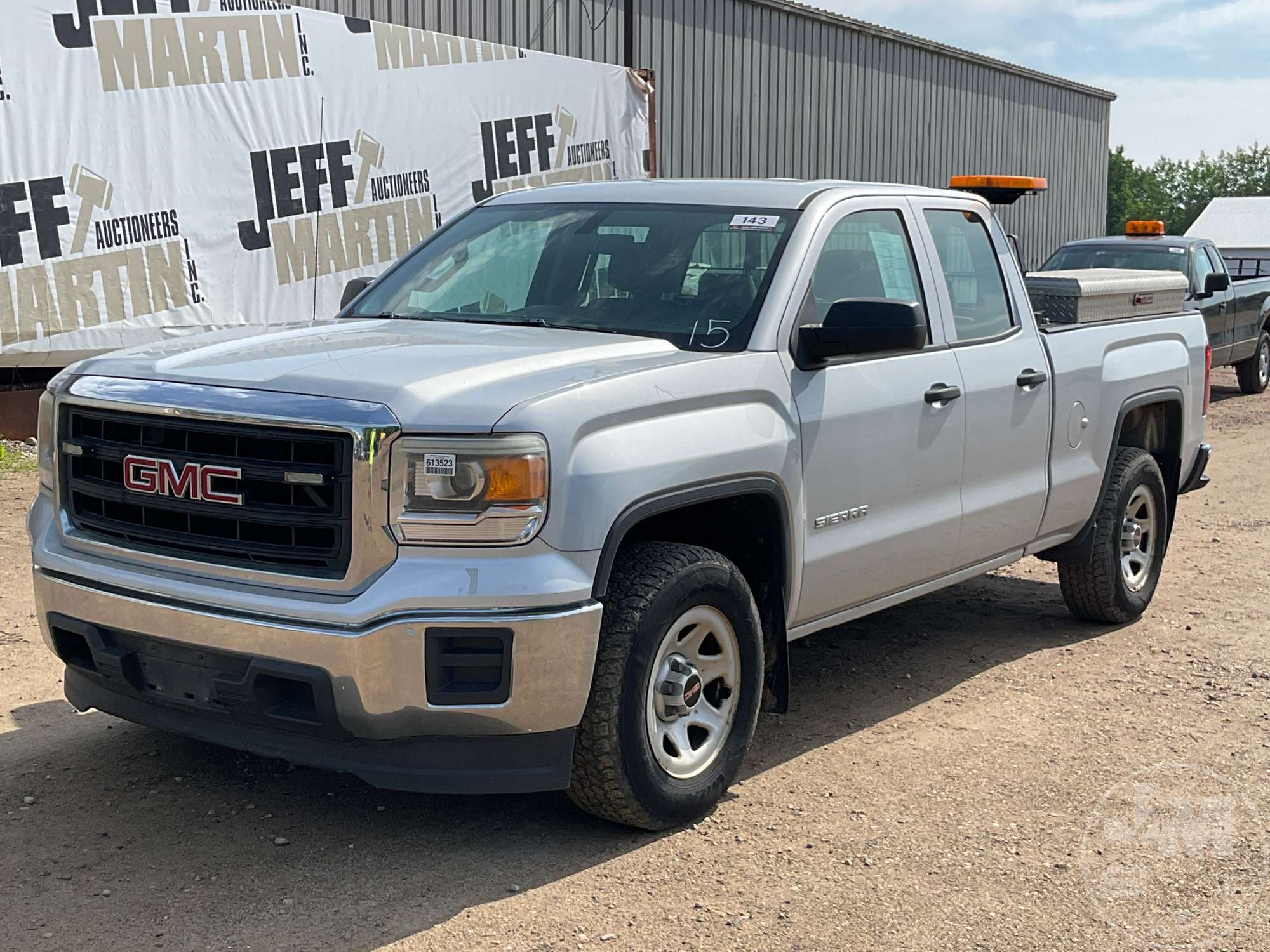 Photo of a 2015 GMC SIERRA